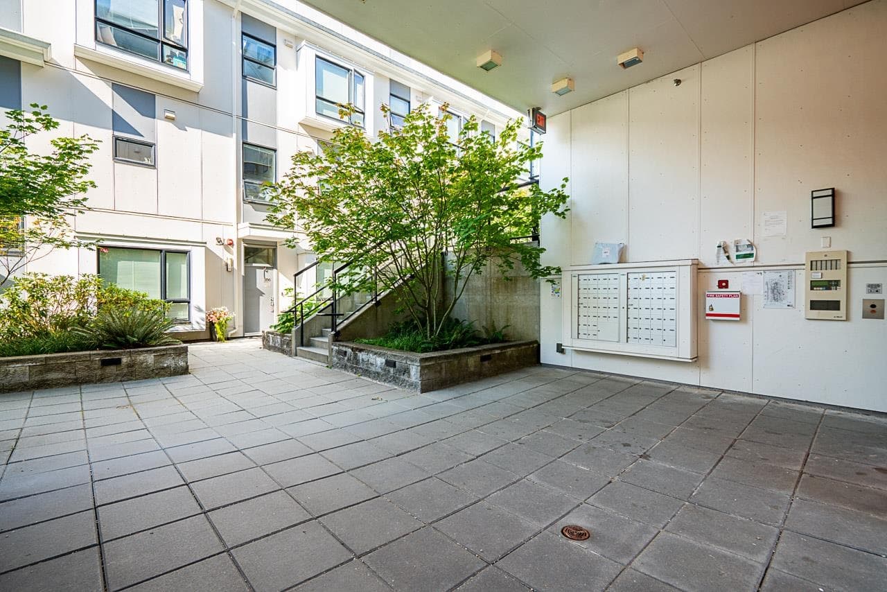 306 - 9350 University High Street, Burnaby, V5A 0B6 — photo 5