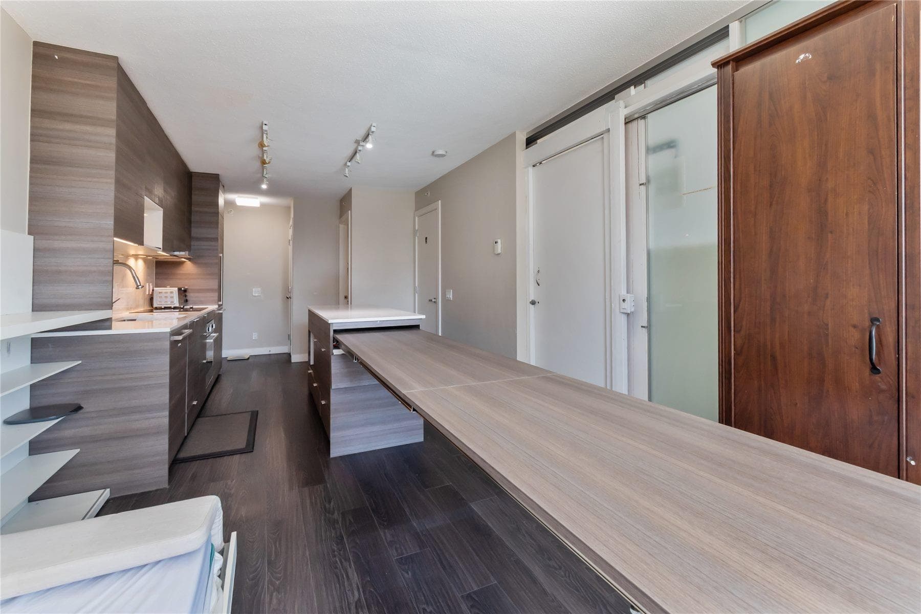 708 - 13398 104 Avenue, Surrey, V3T 1V6 — photo 5