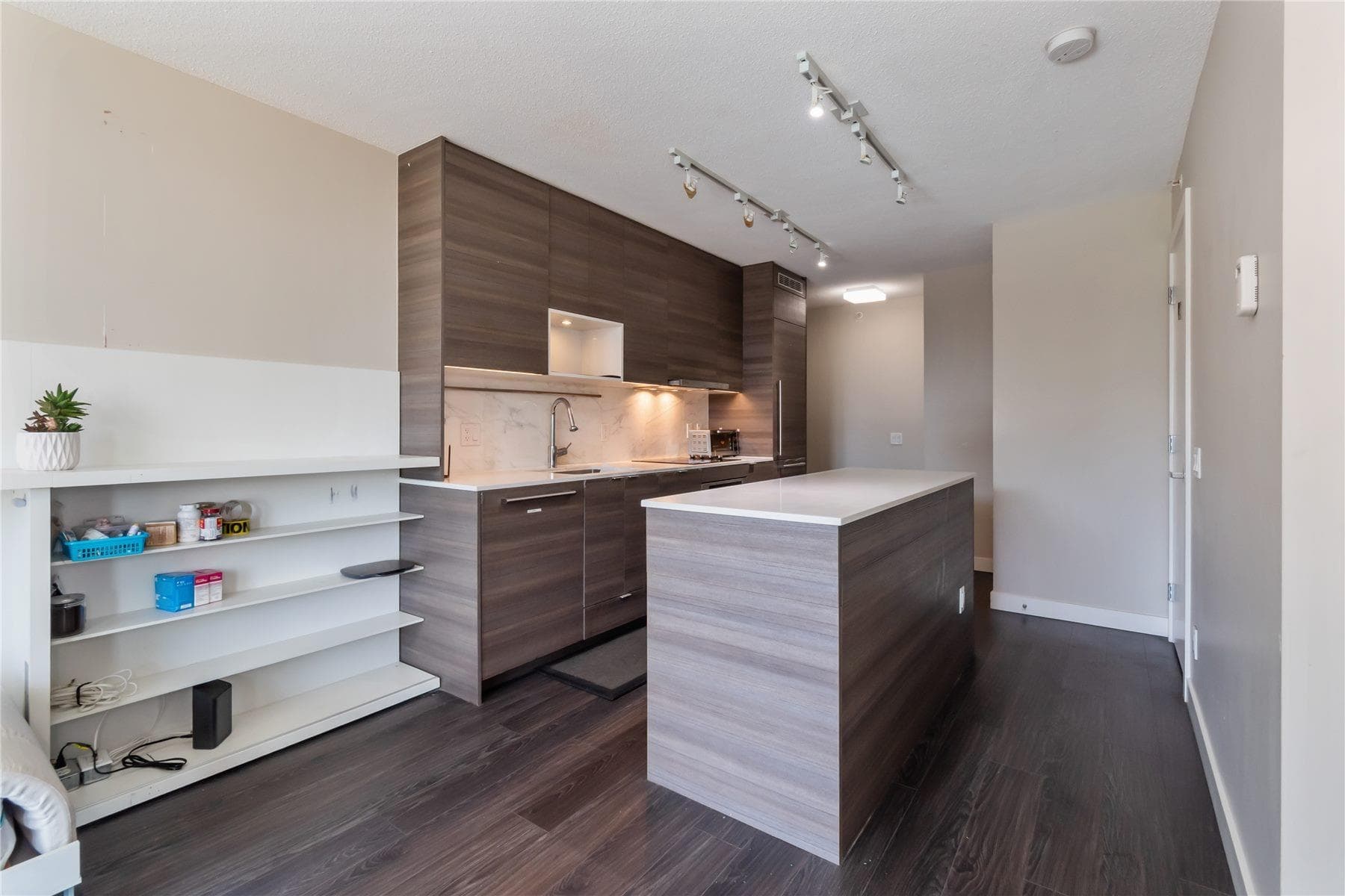 708 - 13398 104 Avenue, Surrey, V3T 1V6 — photo 4
