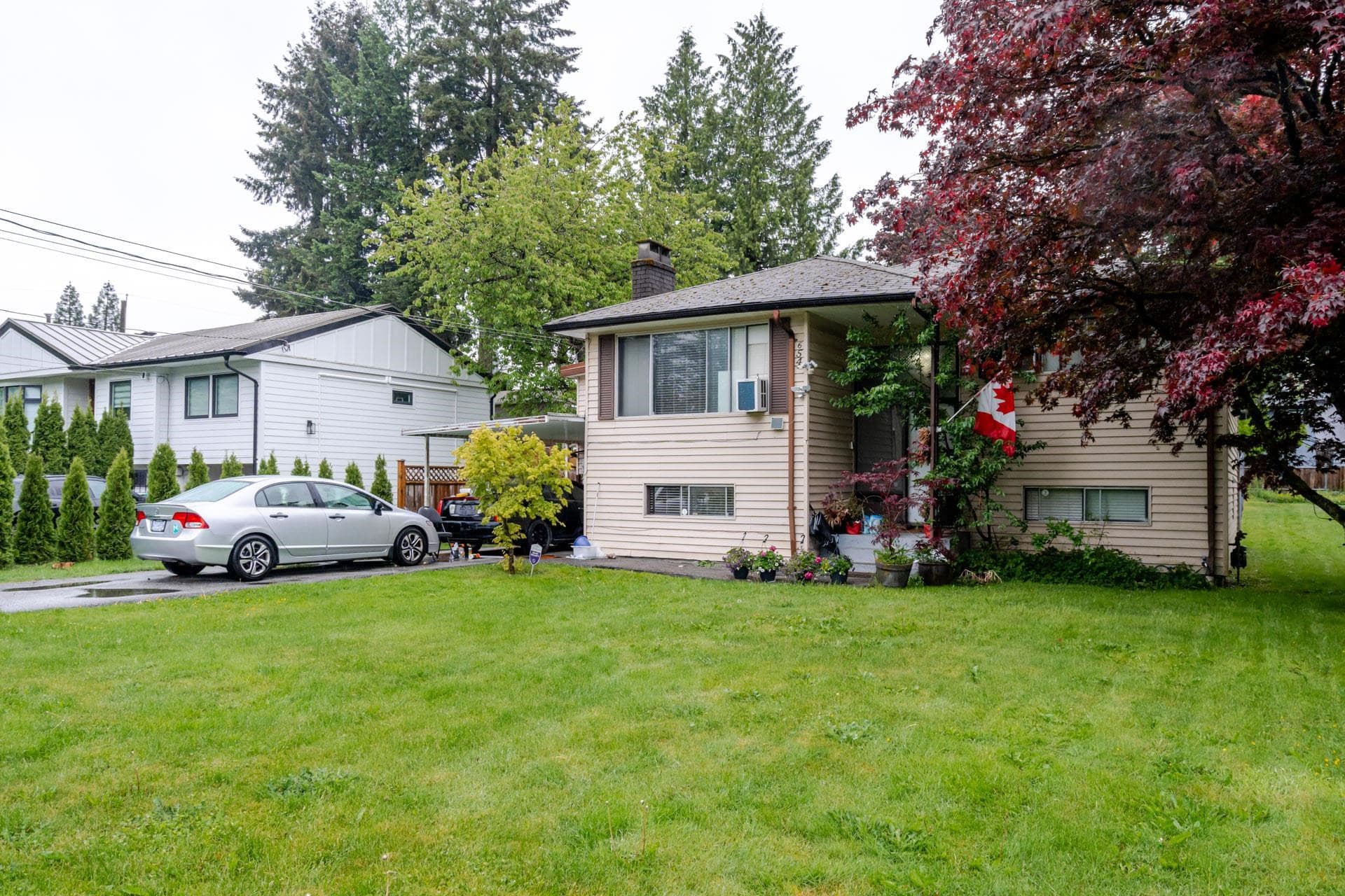 654 Linton Street, Coquitlam, V3J 6J9 — photo 4