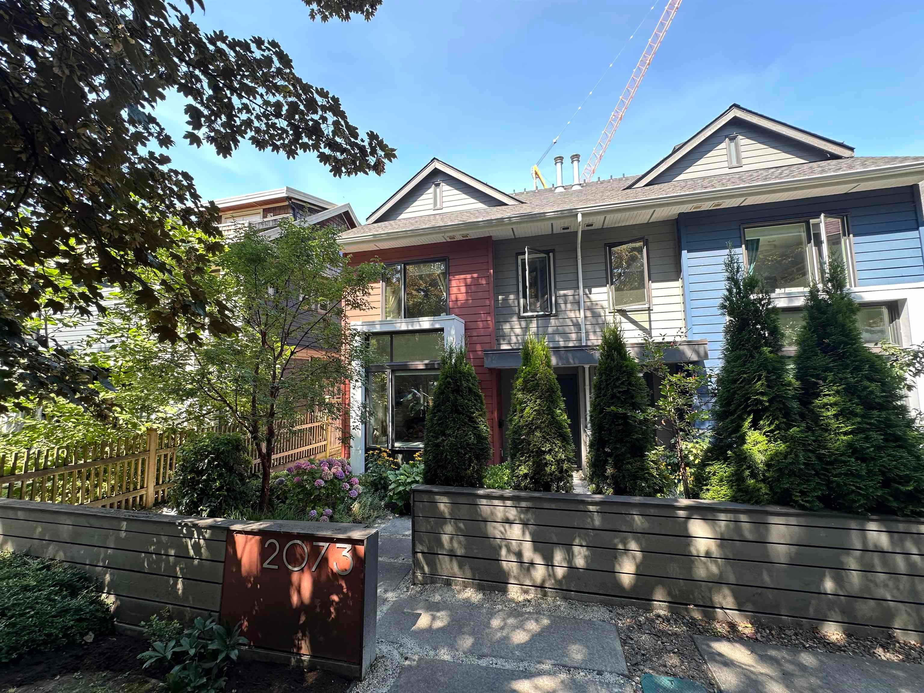 2073 E Pender Street, Vancouver
