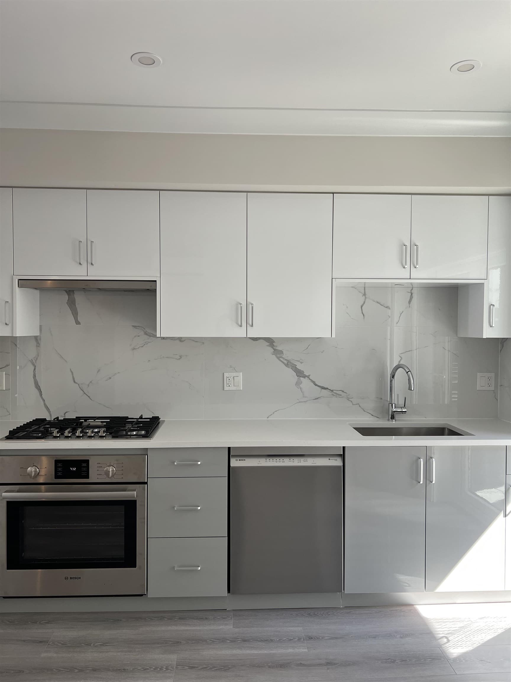 8331 French Street, Vancouver, V6P 0L7 — photo 3