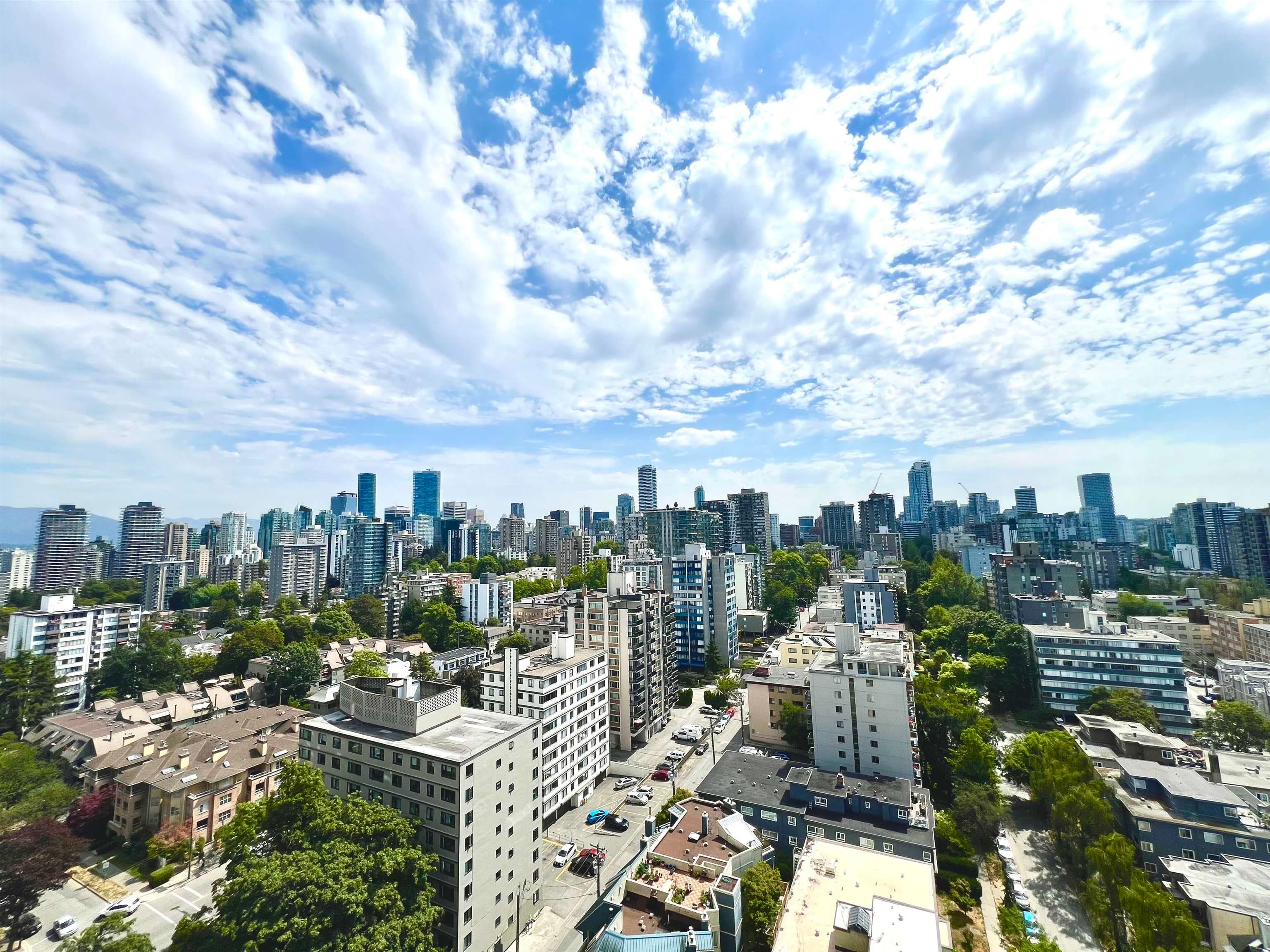 2208 - 1251 Cardero Street, Vancouver, V6G 2H9 — photo 3