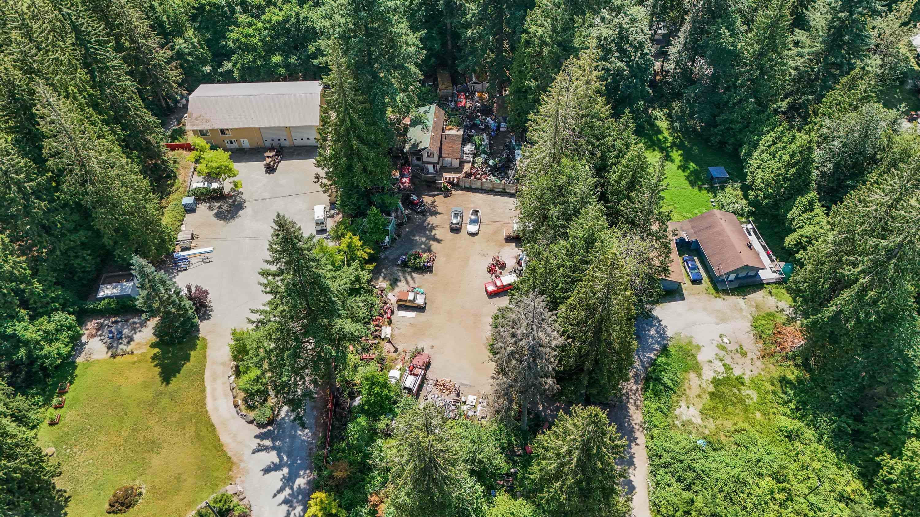 26814 Dewdney Trunk Road, Maple Ridge, V2W 1N9 — photo 1