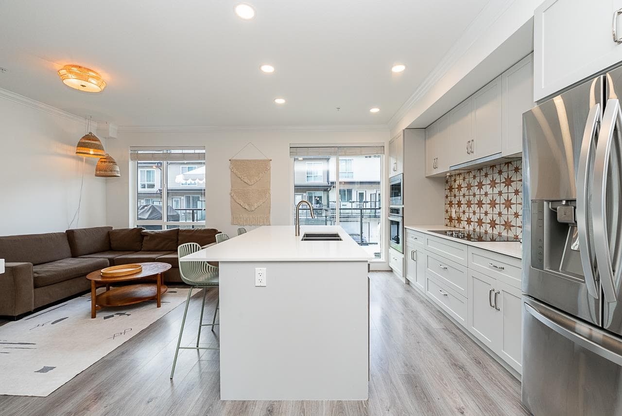 43 - 15775 Mountain View Drive, Surrey, V3Z 0W7 — photo 2