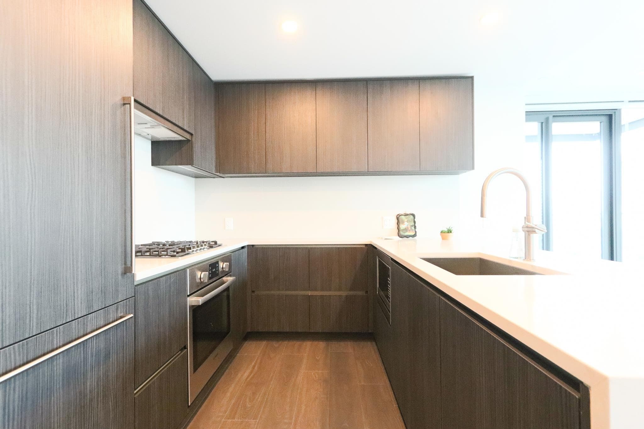 1307 - 5987 Wilson Avenue, Burnaby, V5H 0L7 — photo 3