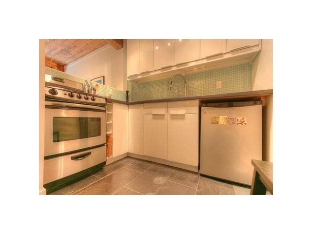 1xx - 1655 Nelson Street, Vancouver, V6G 1M4 — photo 5