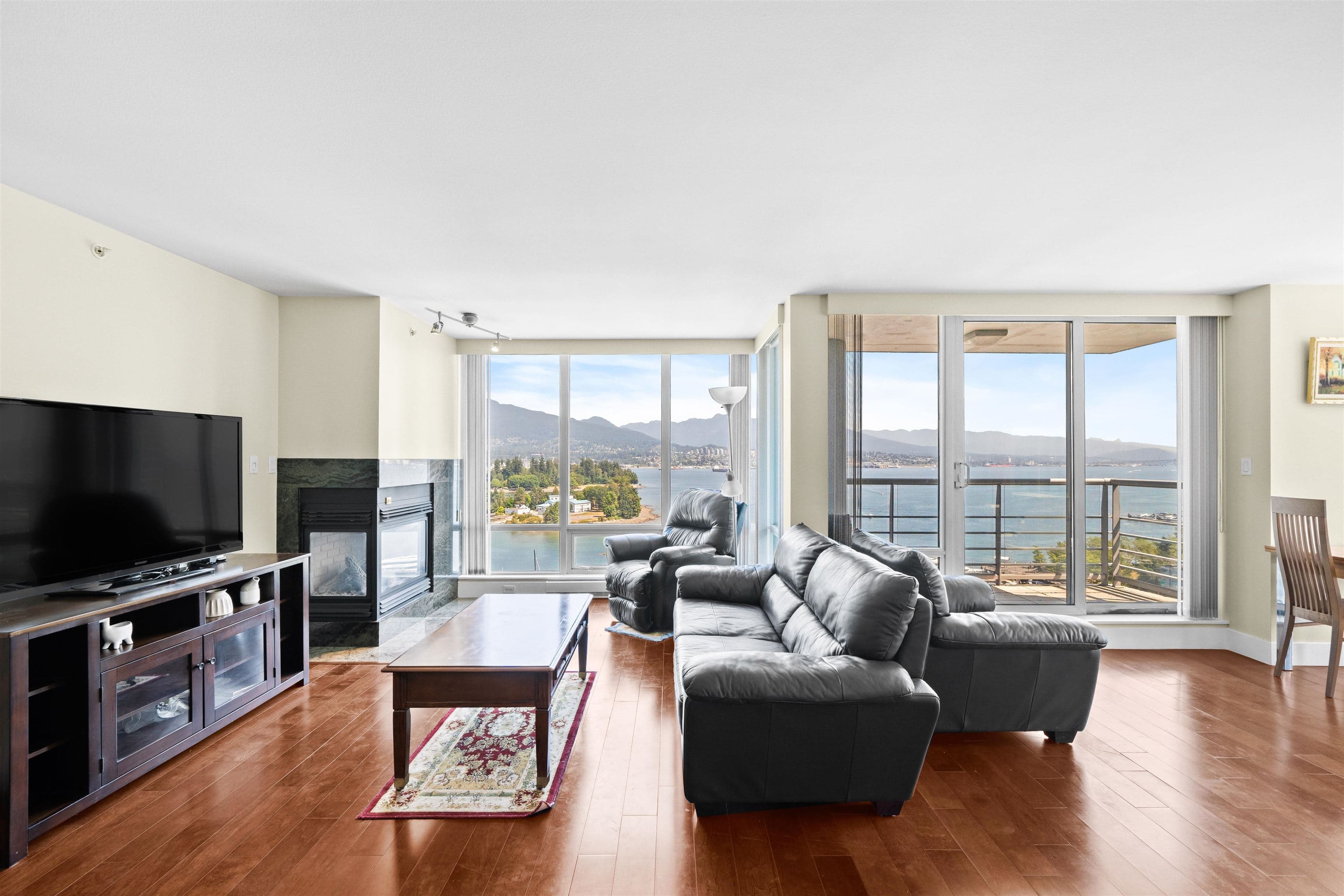 1802 - 590 Nicola Street, Vancouver, V6G 3J8 — photo 2
