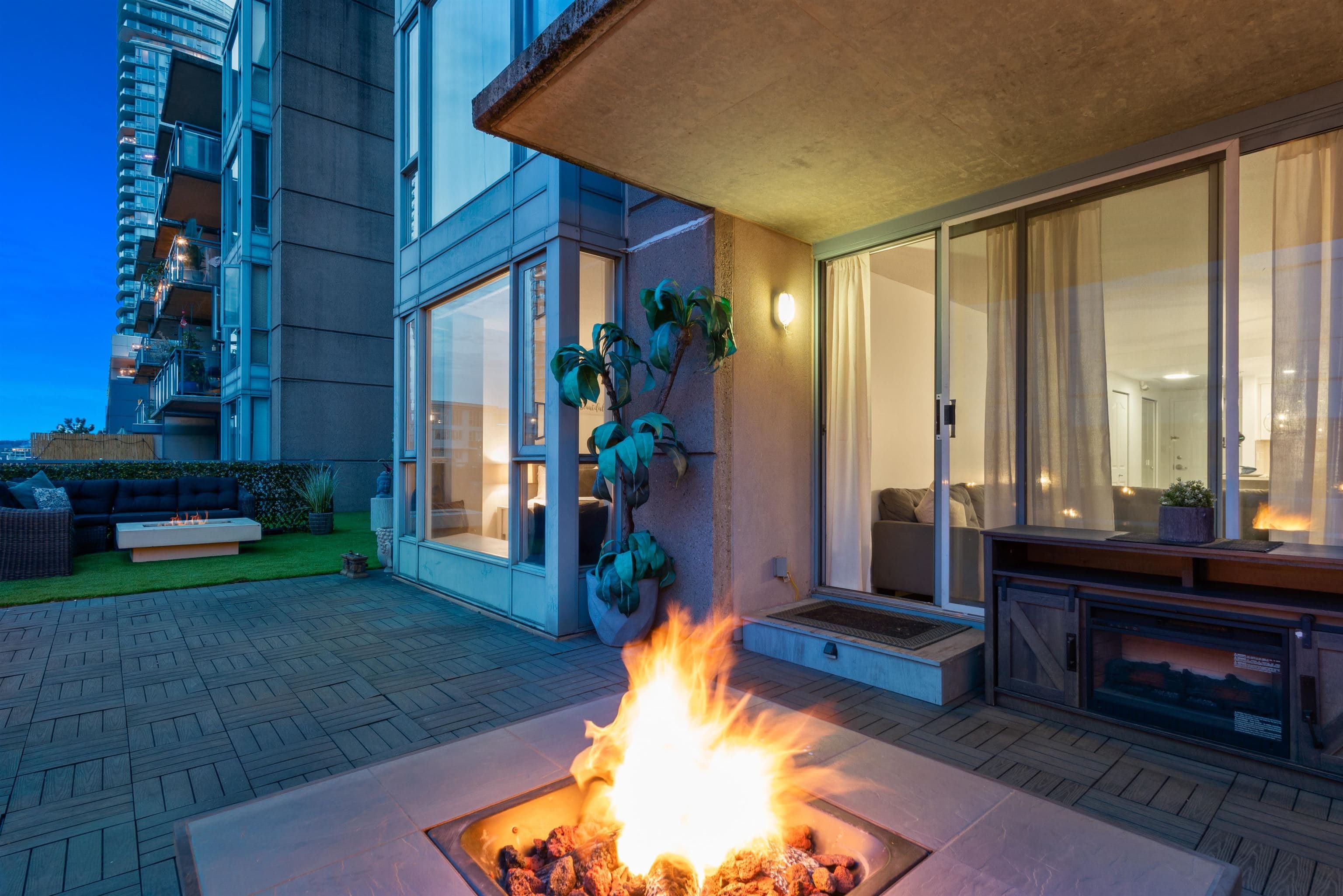 312 - 555 Abbott  Street Street, Vancouver, V6B 6B8 — photo 3