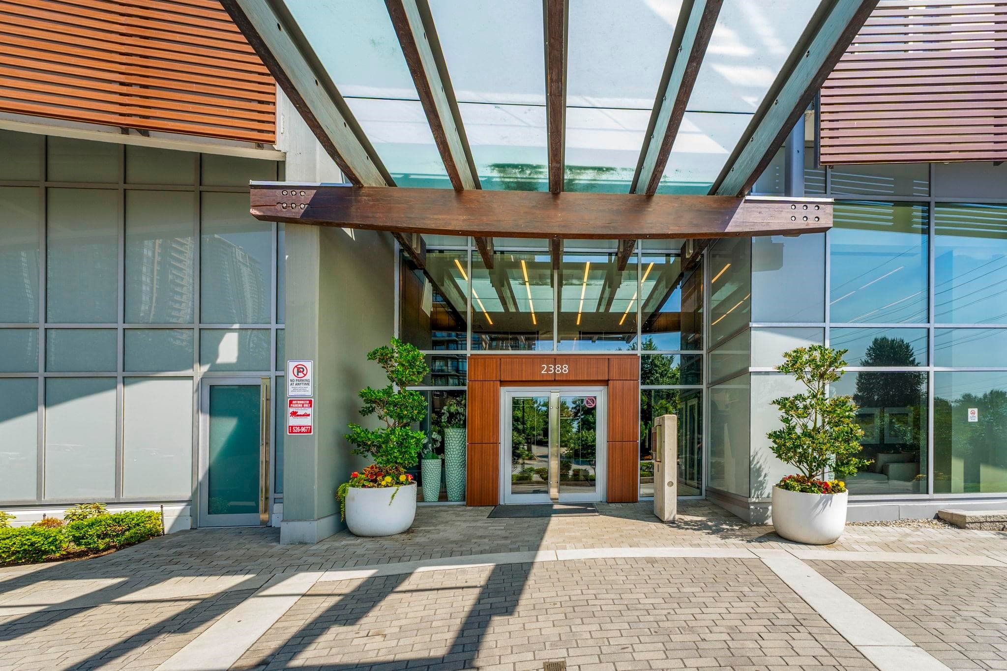 1607 - 2388 Madison Avenue, Burnaby, V5C 0K8 — photo 2