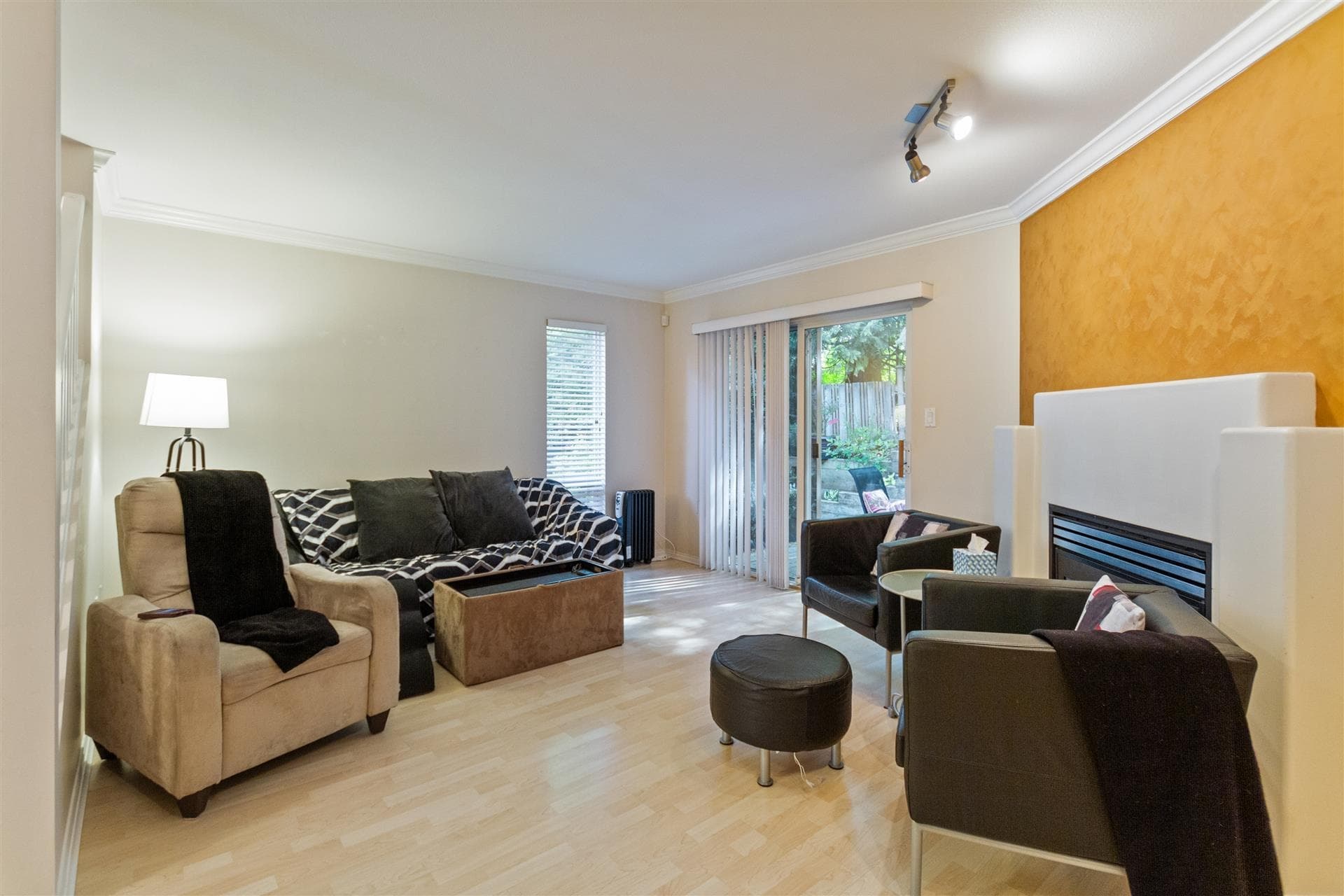 25 - 8701 16th Avenue, Burnaby, V3N 5B5 — photo 3