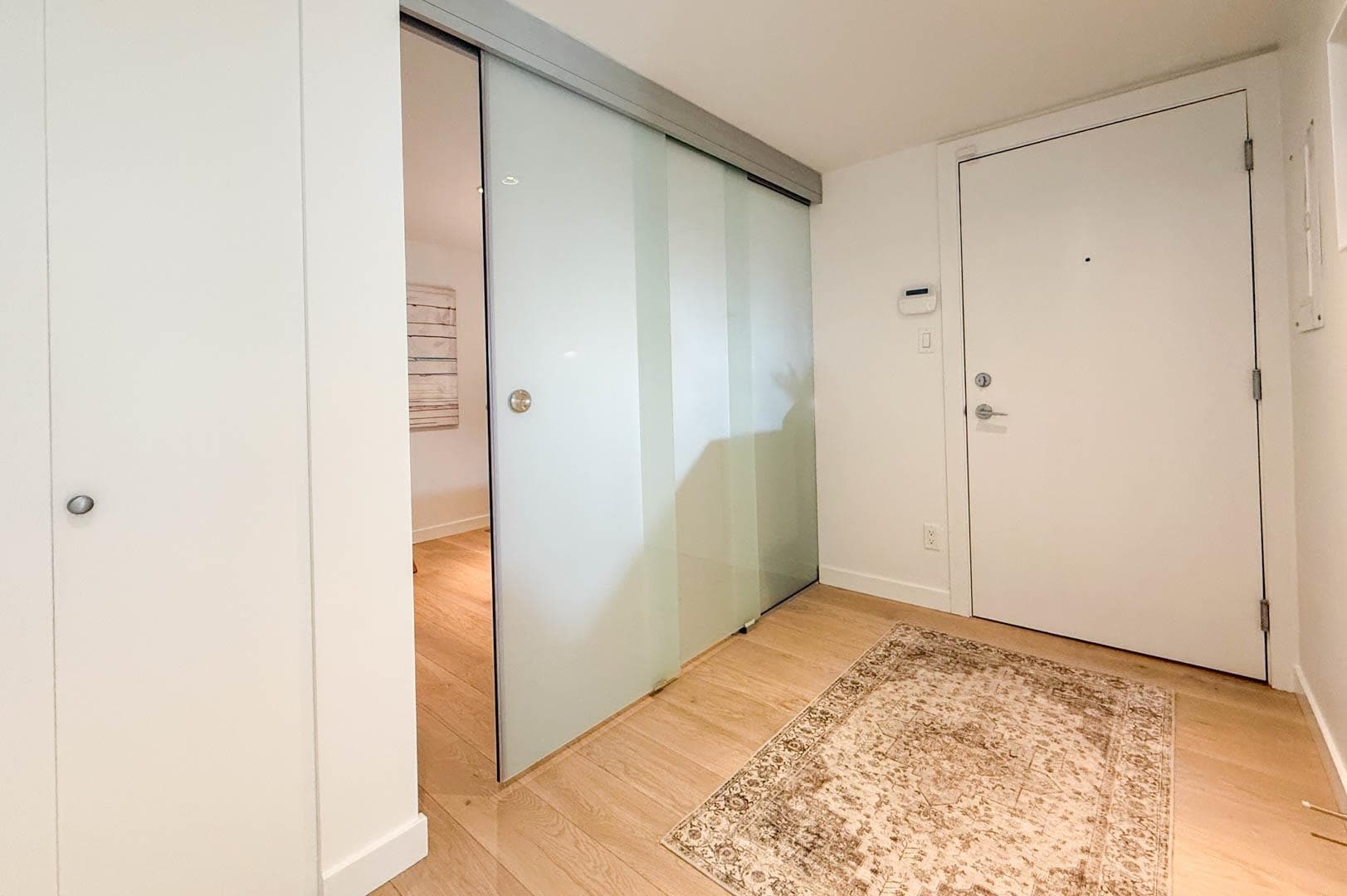812 - 189 Keefer Street, Vancouver, V6B 6L4 — photo 5