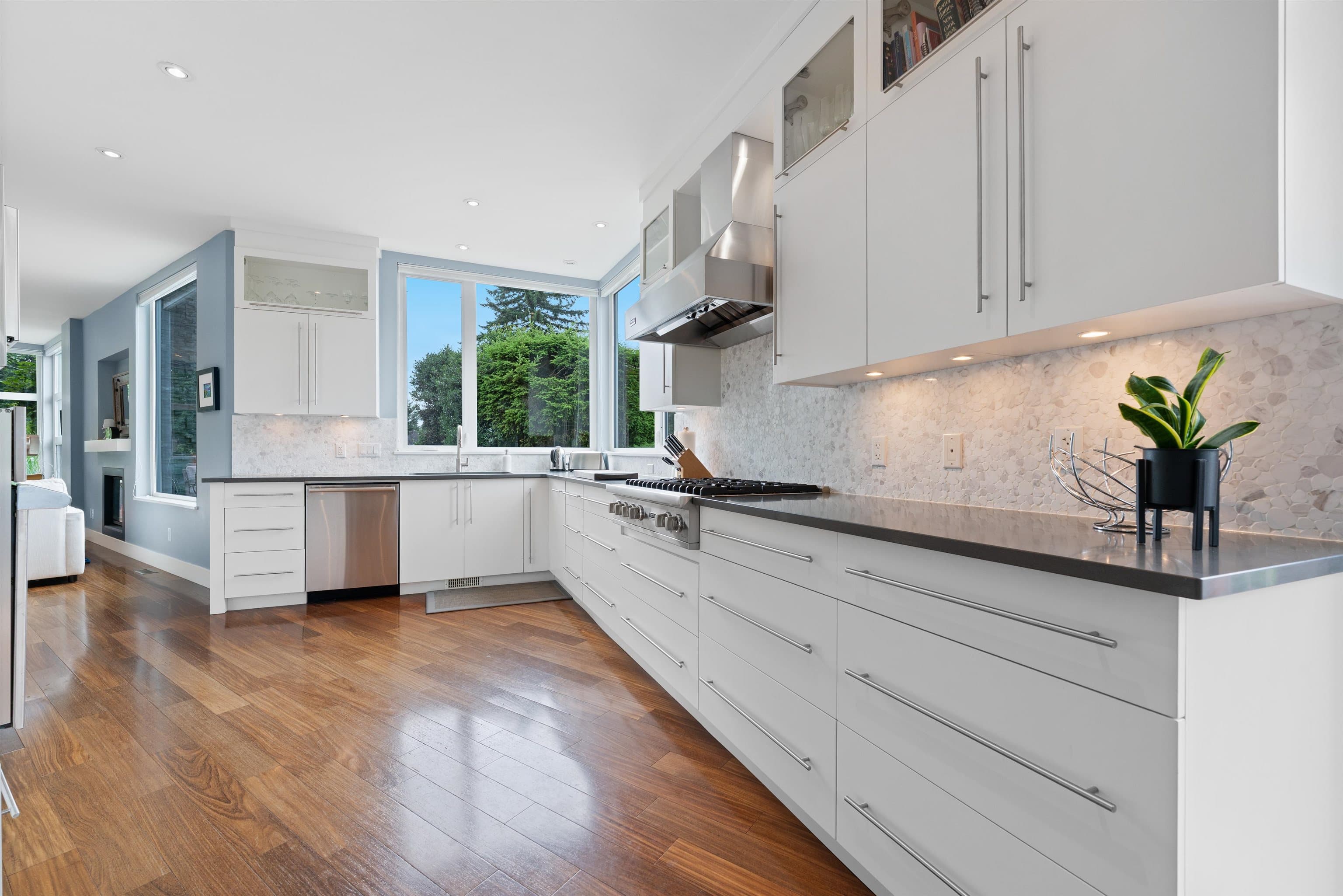 2005 Larson Road, North Vancouver, V7M 3A1 — photo 5