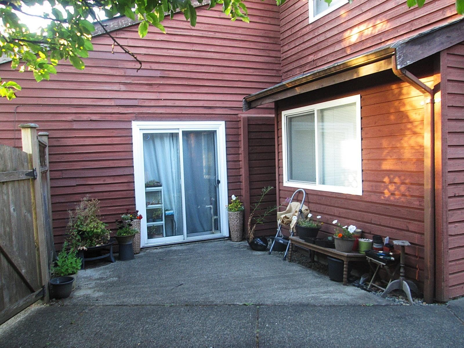 7342 128b Street, Surrey, V3W 7E5 — photo 2