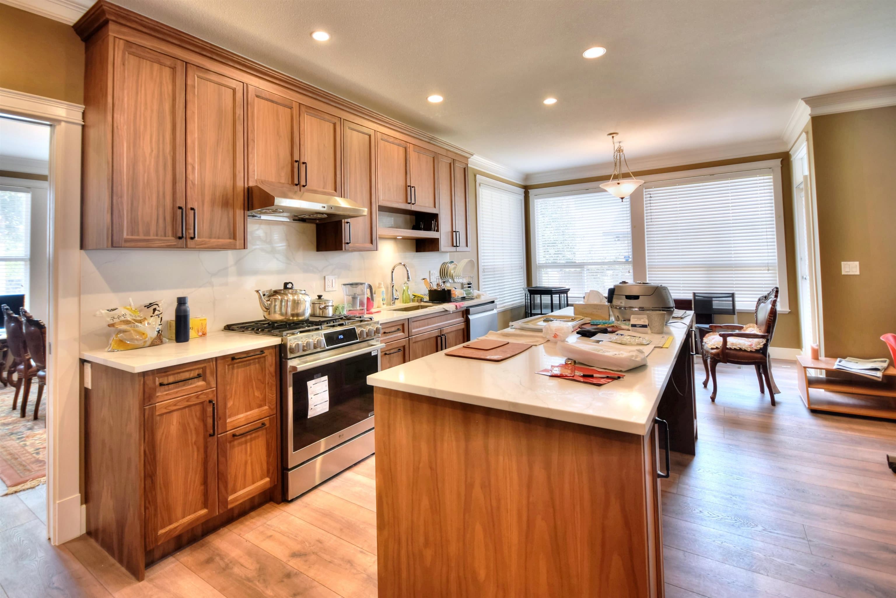 16566 63b Avenue, Surrey, V3S 0W2 — photo 4