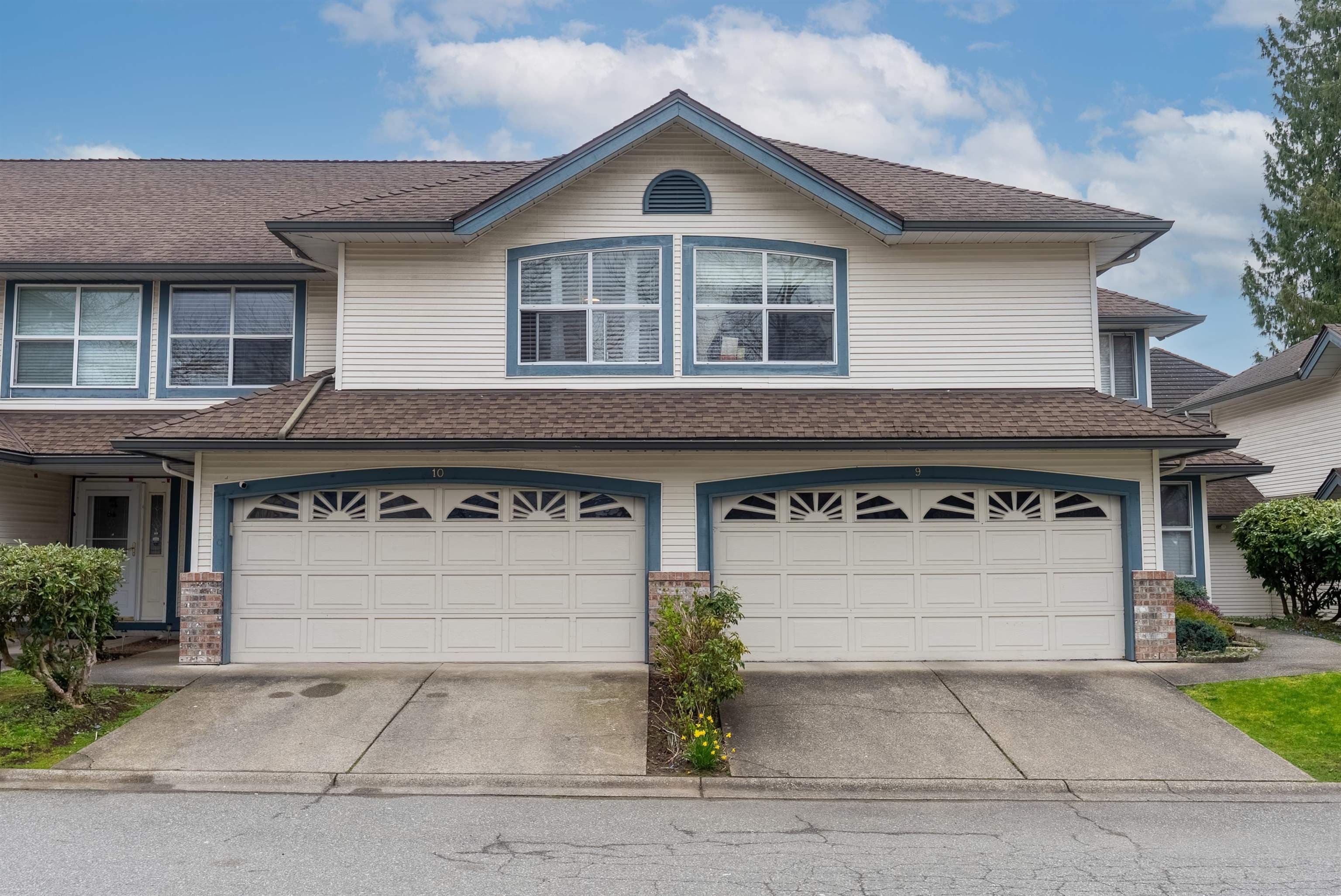 10 - 7250 122 Street, Surrey
