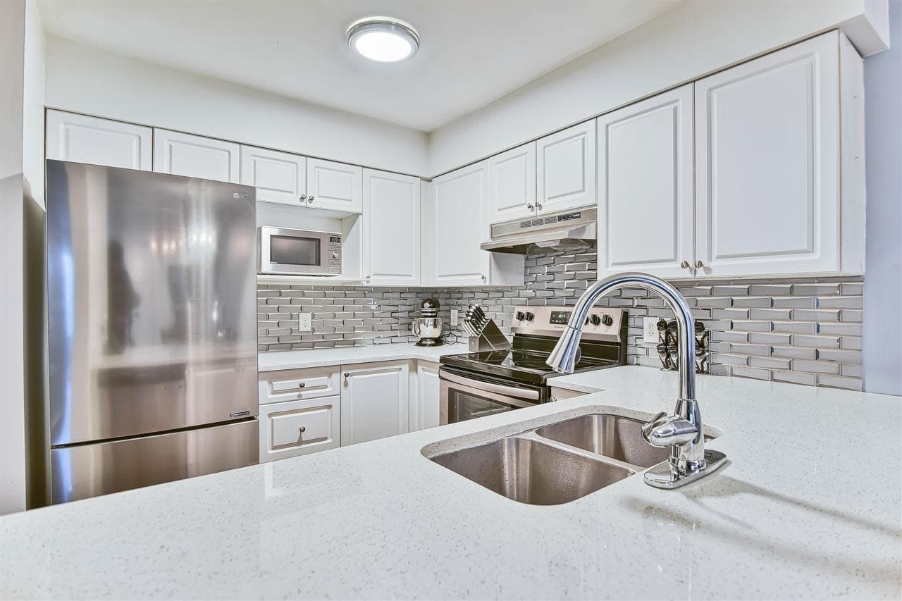 112 - 7505 138 Street, Surrey, V3W 0W6 — photo 2