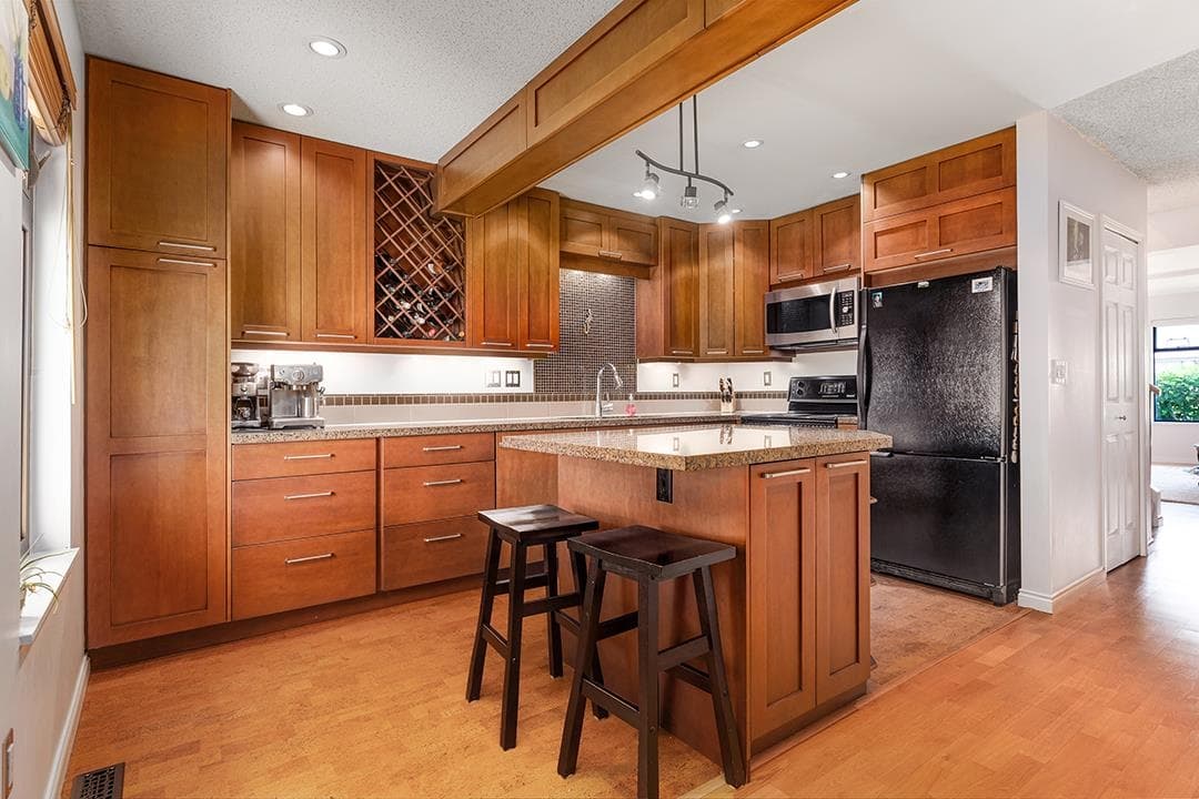 7360 Toba Place, Vancouver, V5S 4B4 — photo 4