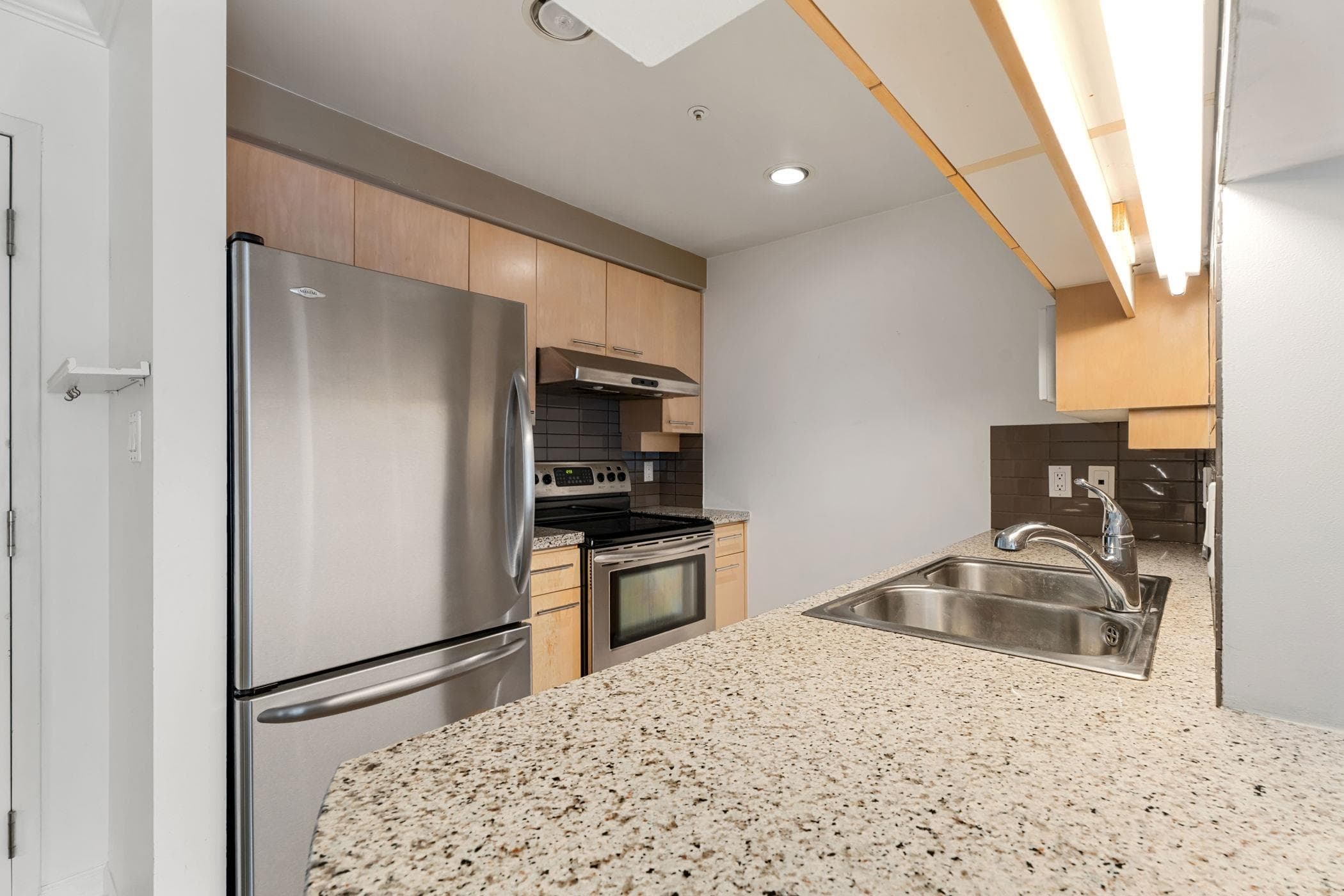 8A - 199 Drake Street, Vancouver, V6Z 2T9 — photo 4