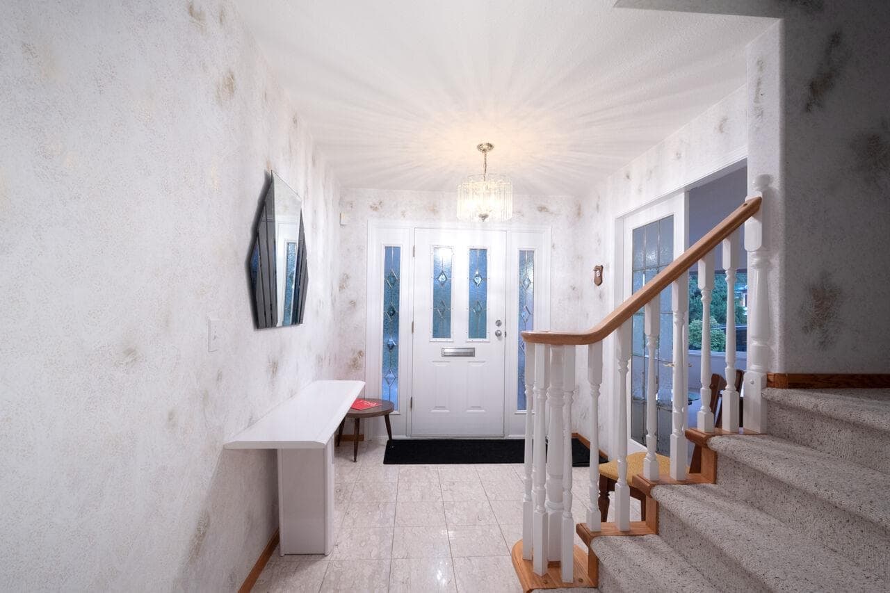 937 Westmount Drive, Port Moody, V3H 1K8 — photo 2
