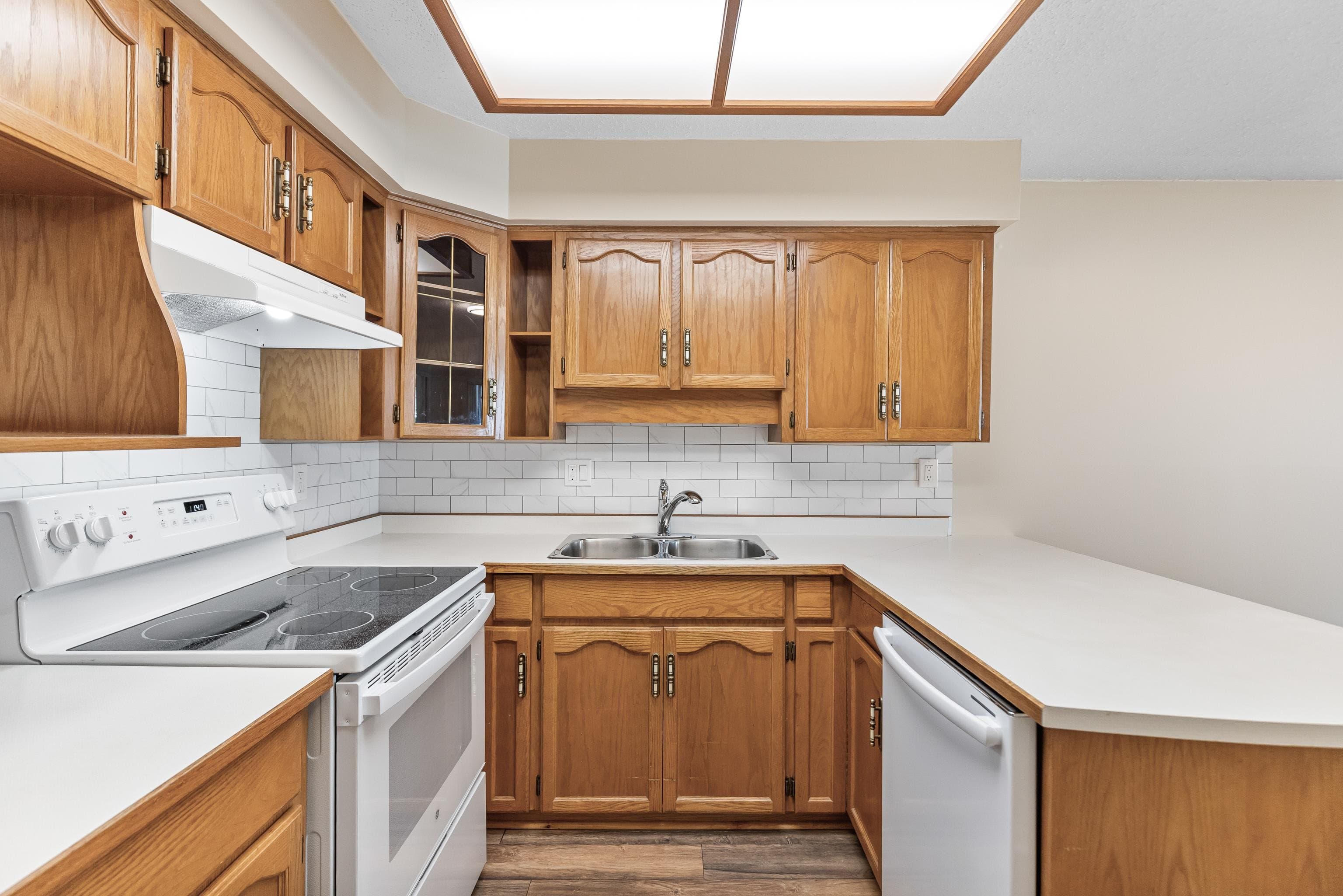 111 - 22514 116 Avenue, Maple Ridge, V2X 0N8 — photo 4