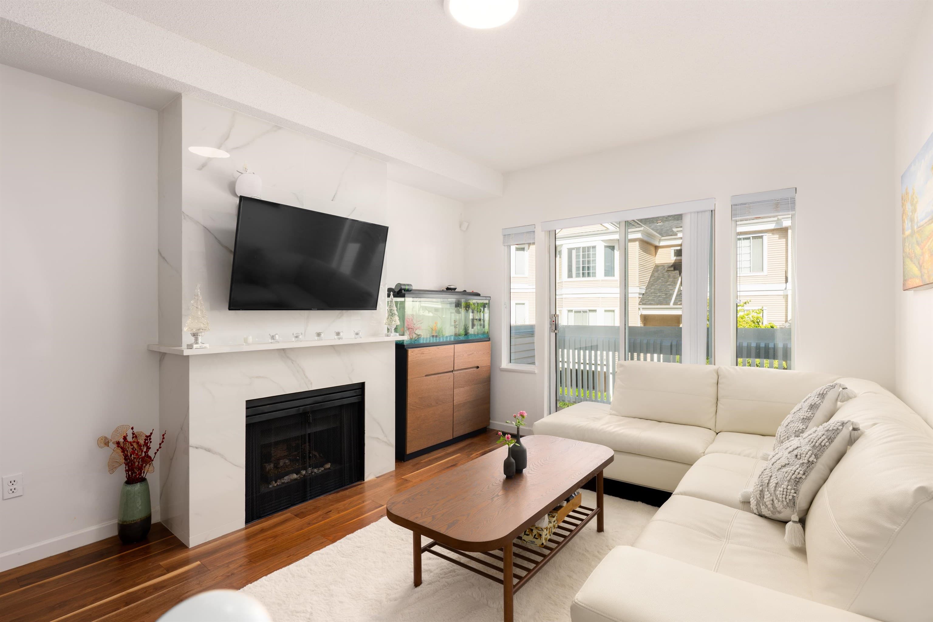 24 - 6700 Rumble Street, Burnaby, V5E 4H7 — photo 2