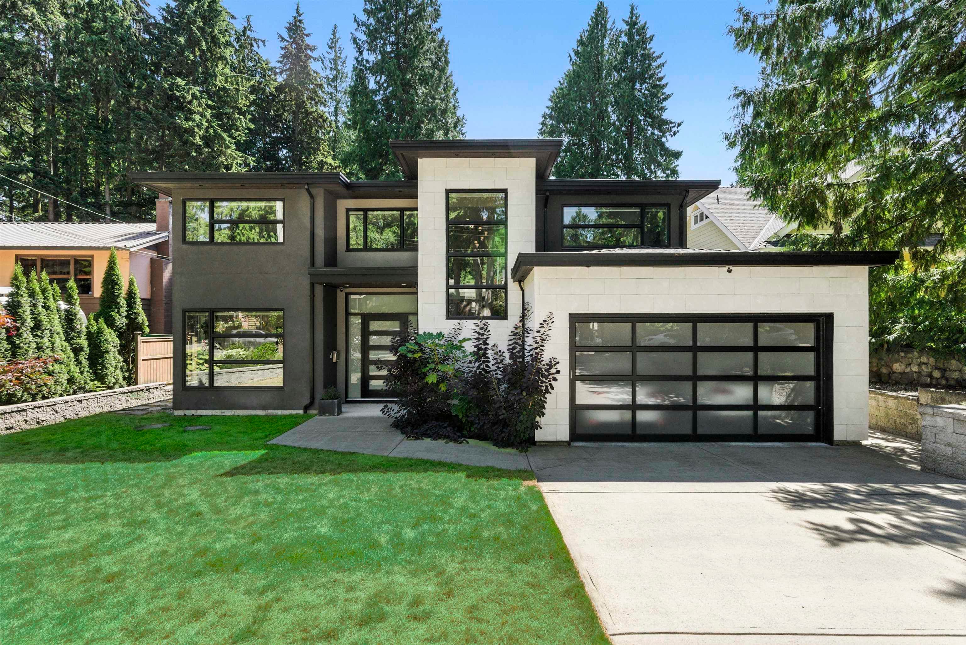 1891 Burrill Avenue, North Vancouver