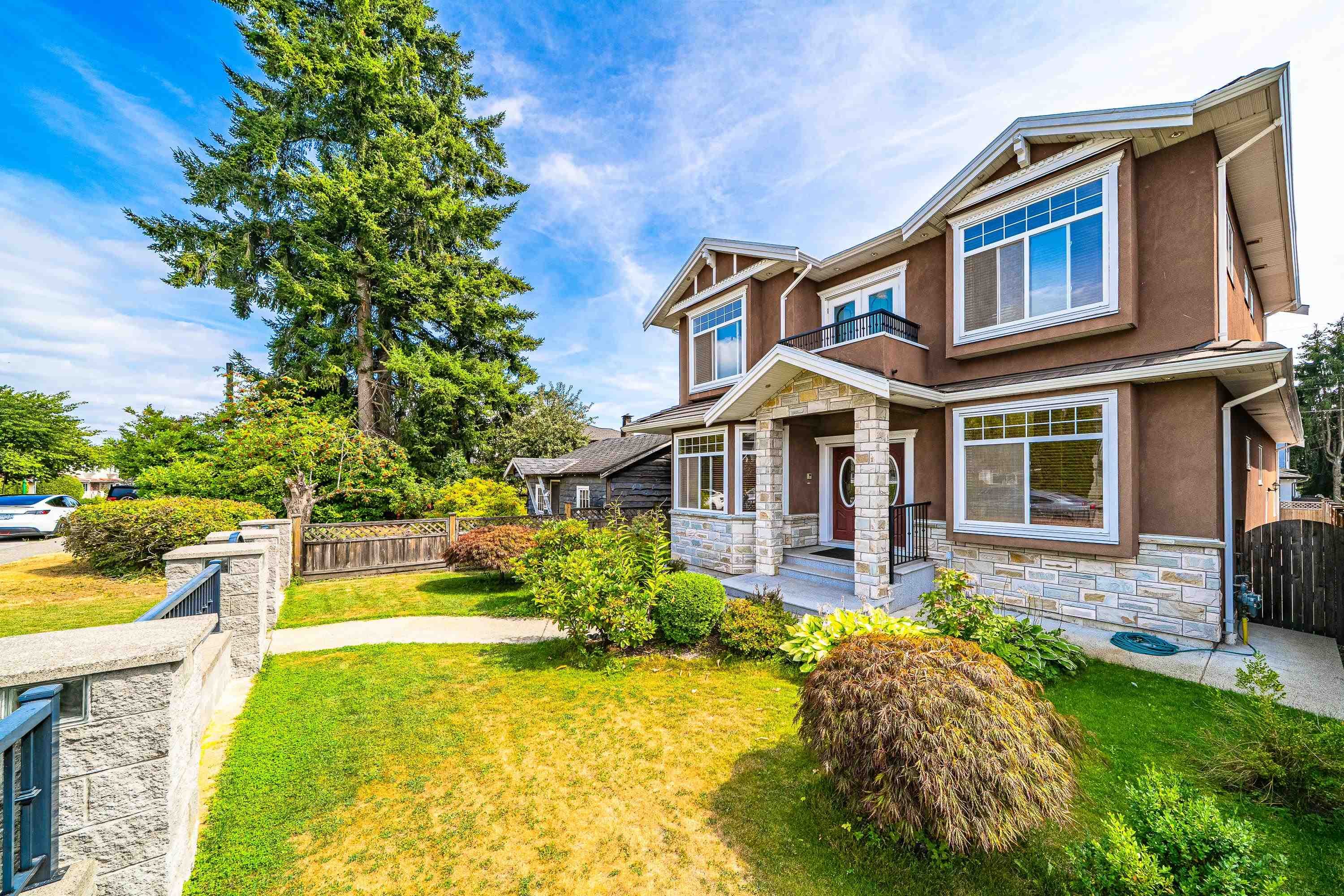 3968 Spruce Street, Burnaby, V5G 1Y1 — photo 4