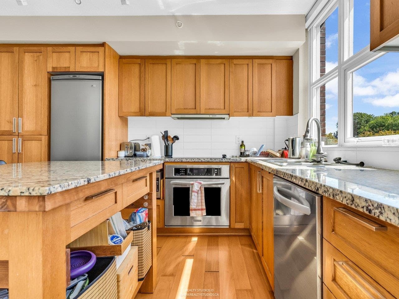 515 - 2268 W Broadway, Vancouver, V6K 0B2 — photo 2