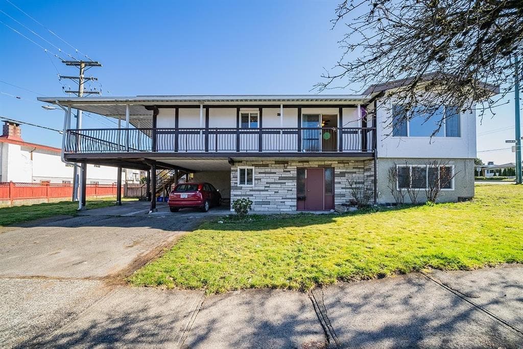 5664 Lanark Street, Vancouver