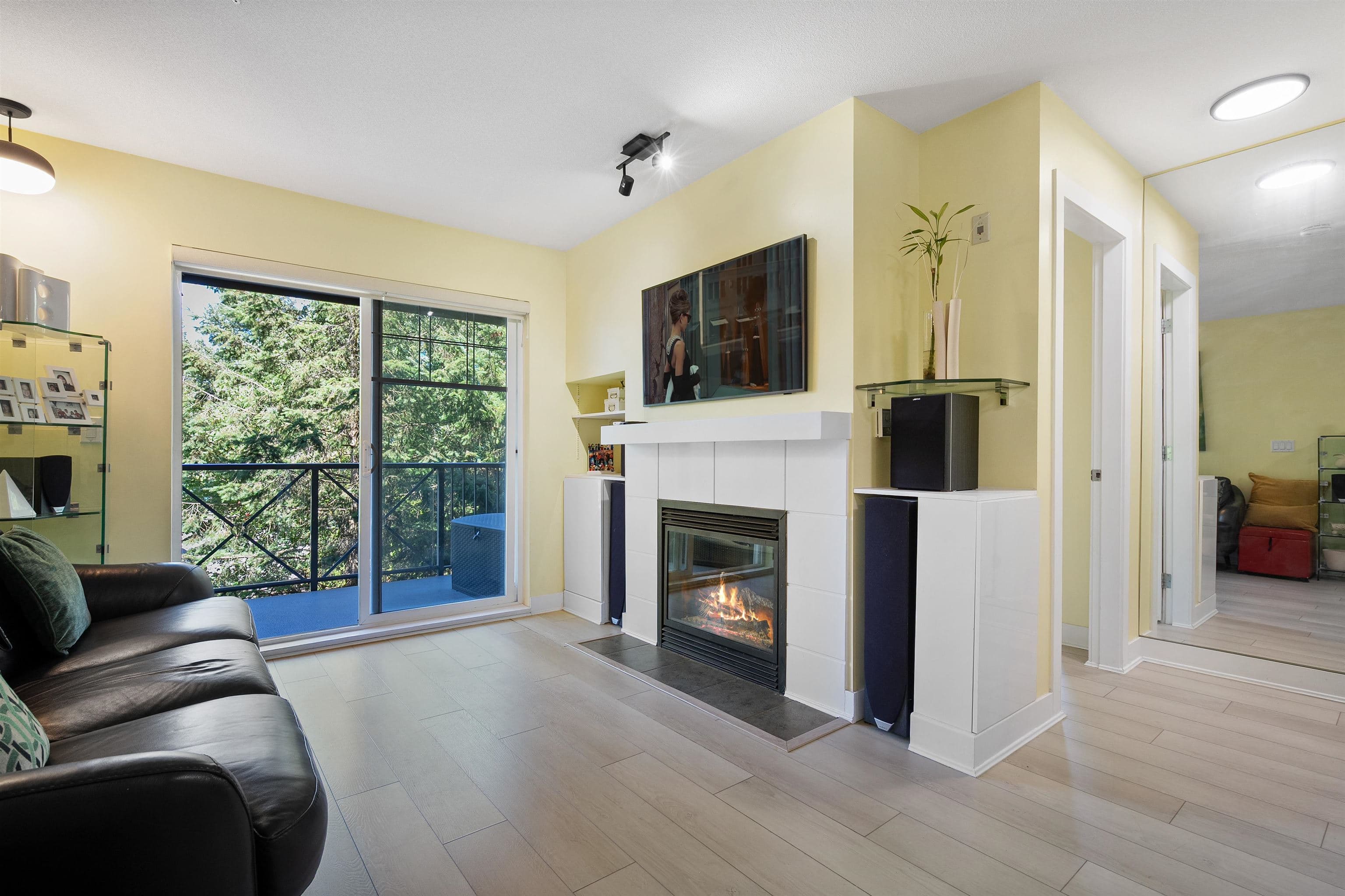 209 - 3240 St Johns Street, Port Moody, V3H 0C1 — photo 3