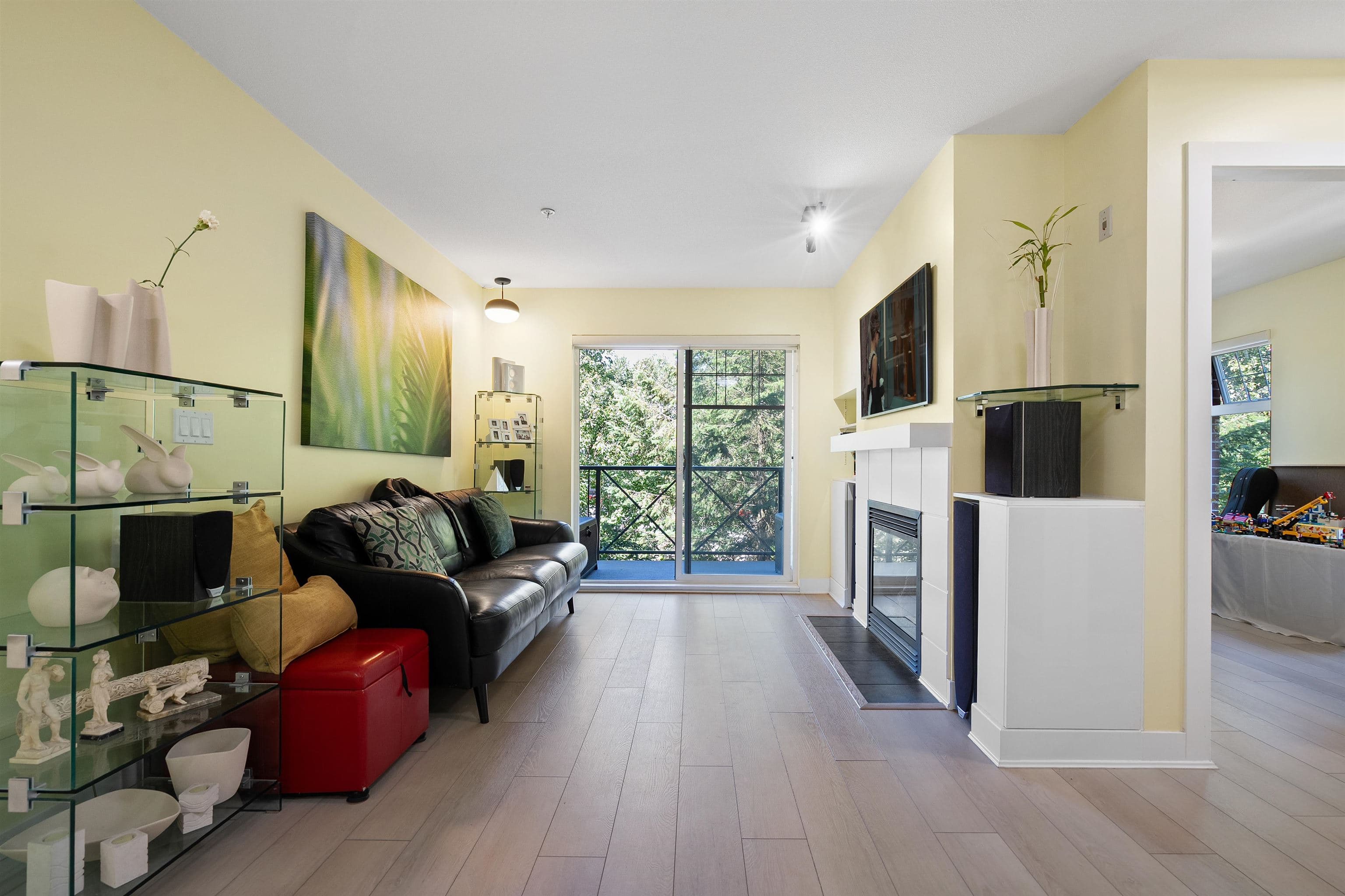 209 - 3240 St Johns Street, Port Moody, V3H 0C1 — photo 4
