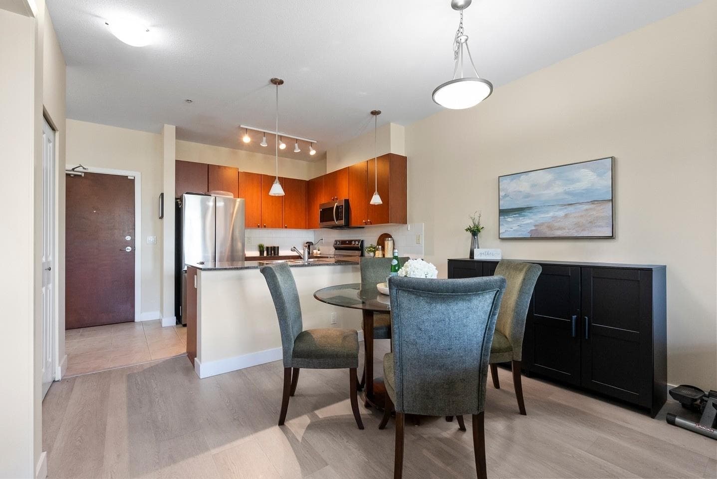 221 - 15380 102a Avenue, Surrey, V3R 0B3 — photo 5