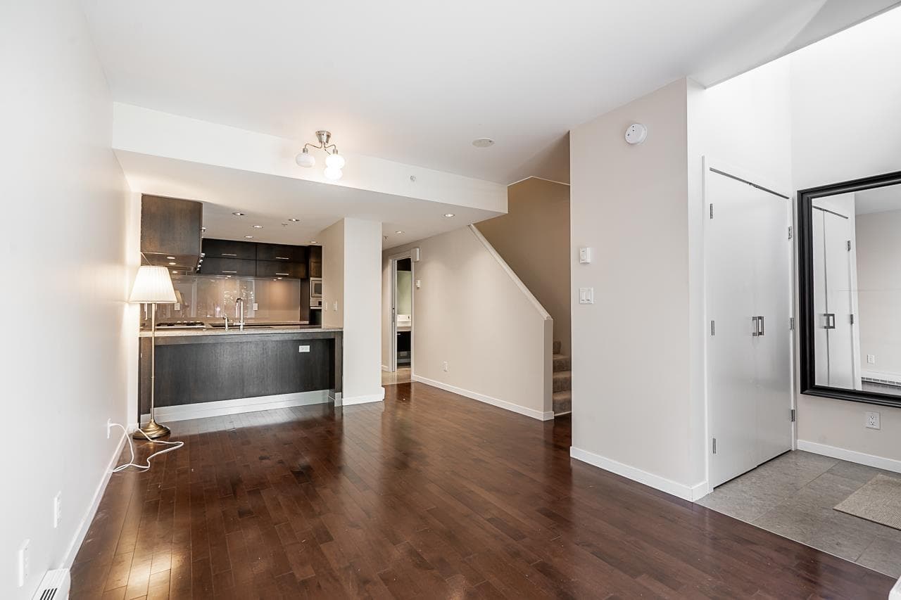 5985 Walter Gage Road, Vancouver, V6T 0A9 — photo 2