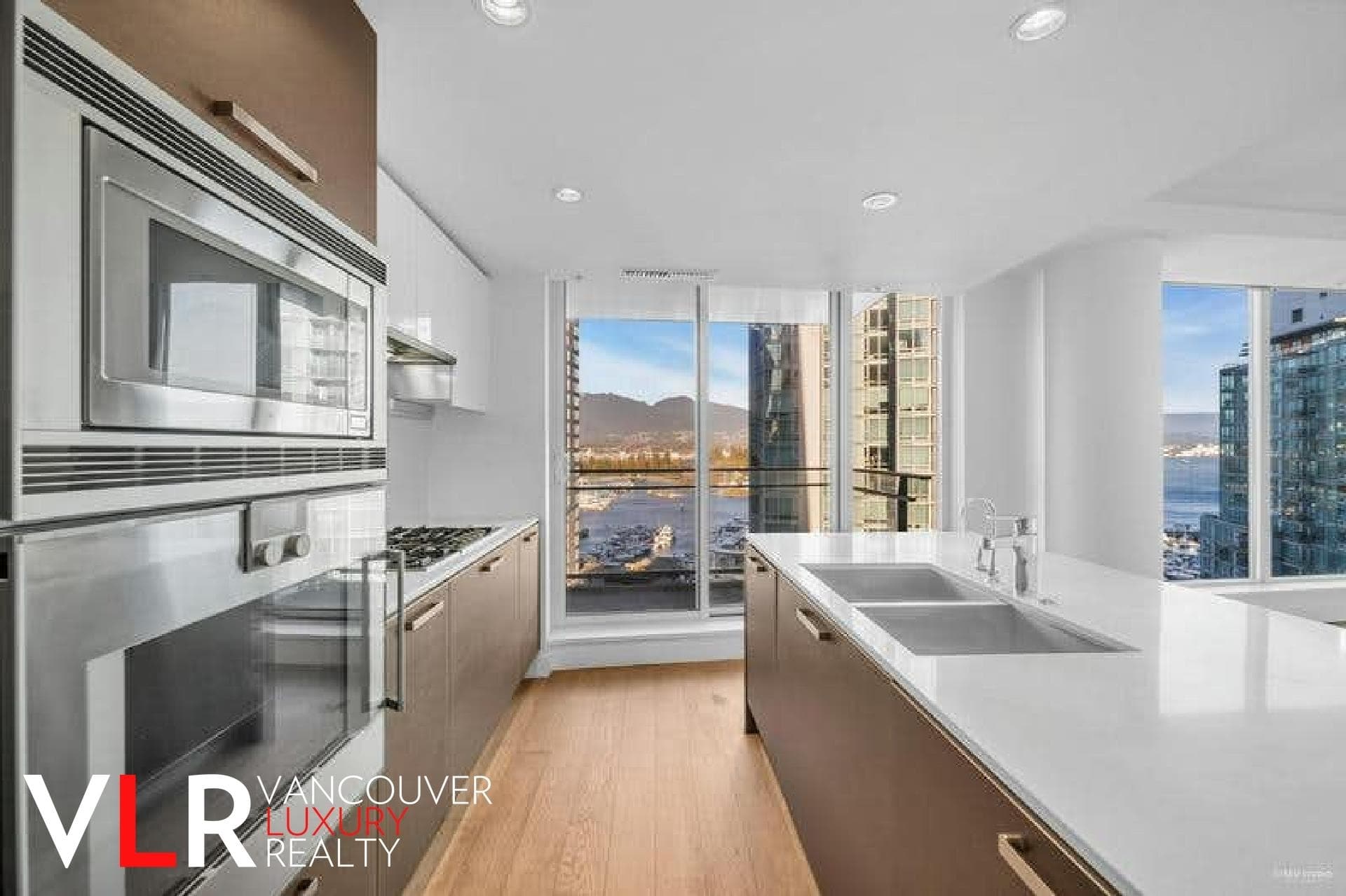1302 - 1499 W Pender Street, Vancouver, V6G 0A7 — photo 2