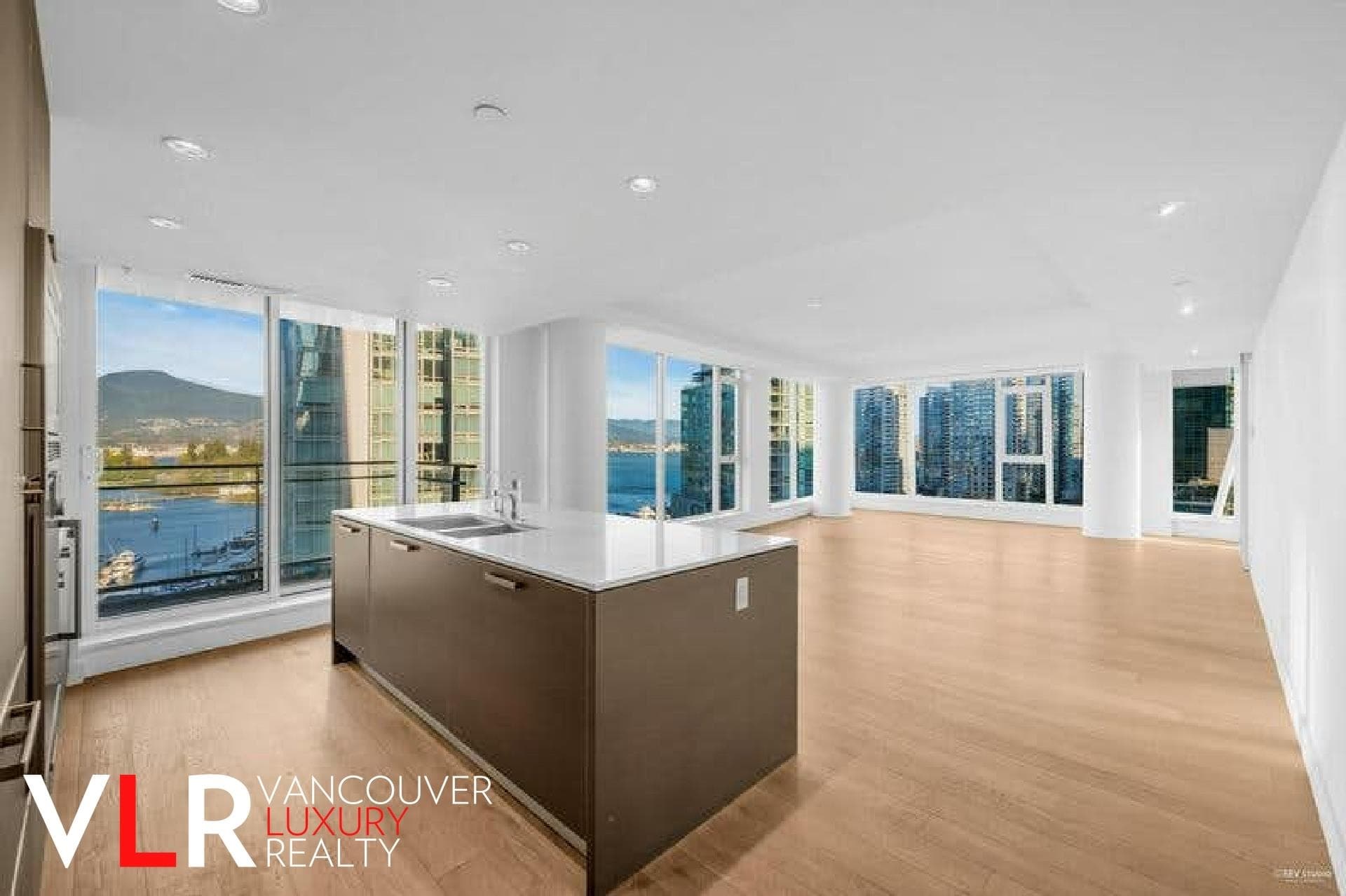 1302 - 1499 W Pender Street, Vancouver, V6G 0A7 — photo 1