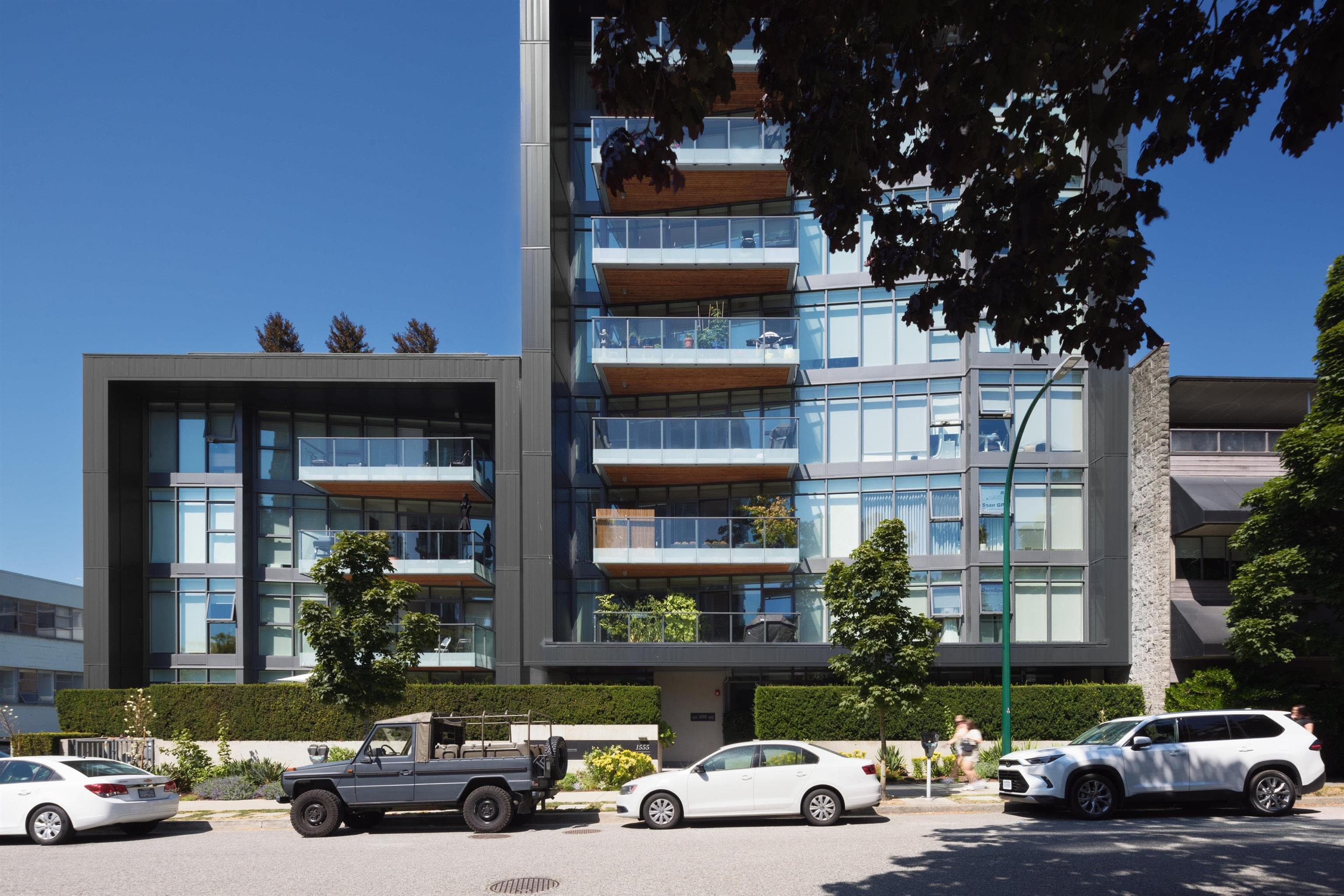 1553 W 8th Avenue, Vancouver, V6J 1T5 — photo 2