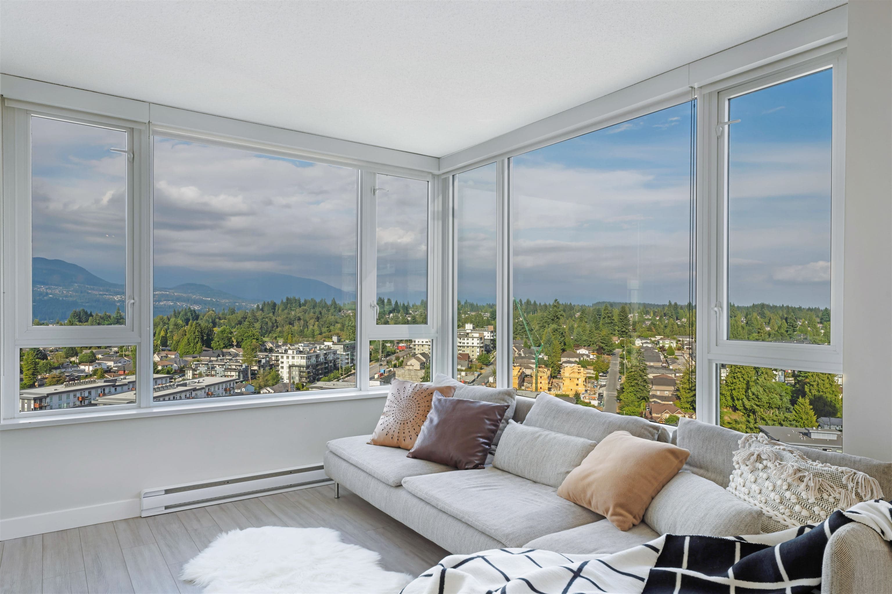2607 - 570 Emerson Street, Coquitlam, V3J 0G3 — photo 1