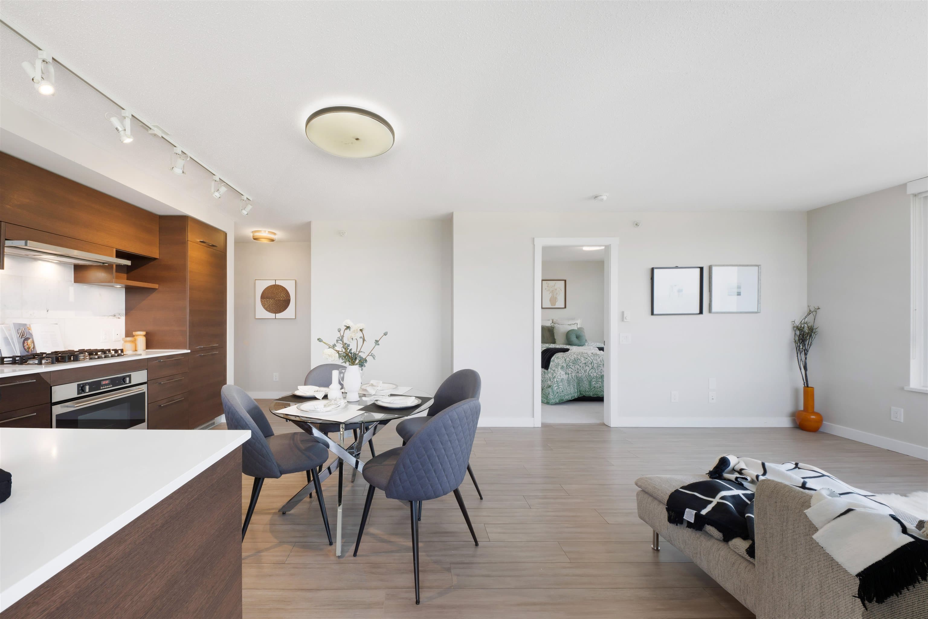 2607 - 570 Emerson Street, Coquitlam, V3J 0G3 — photo 5