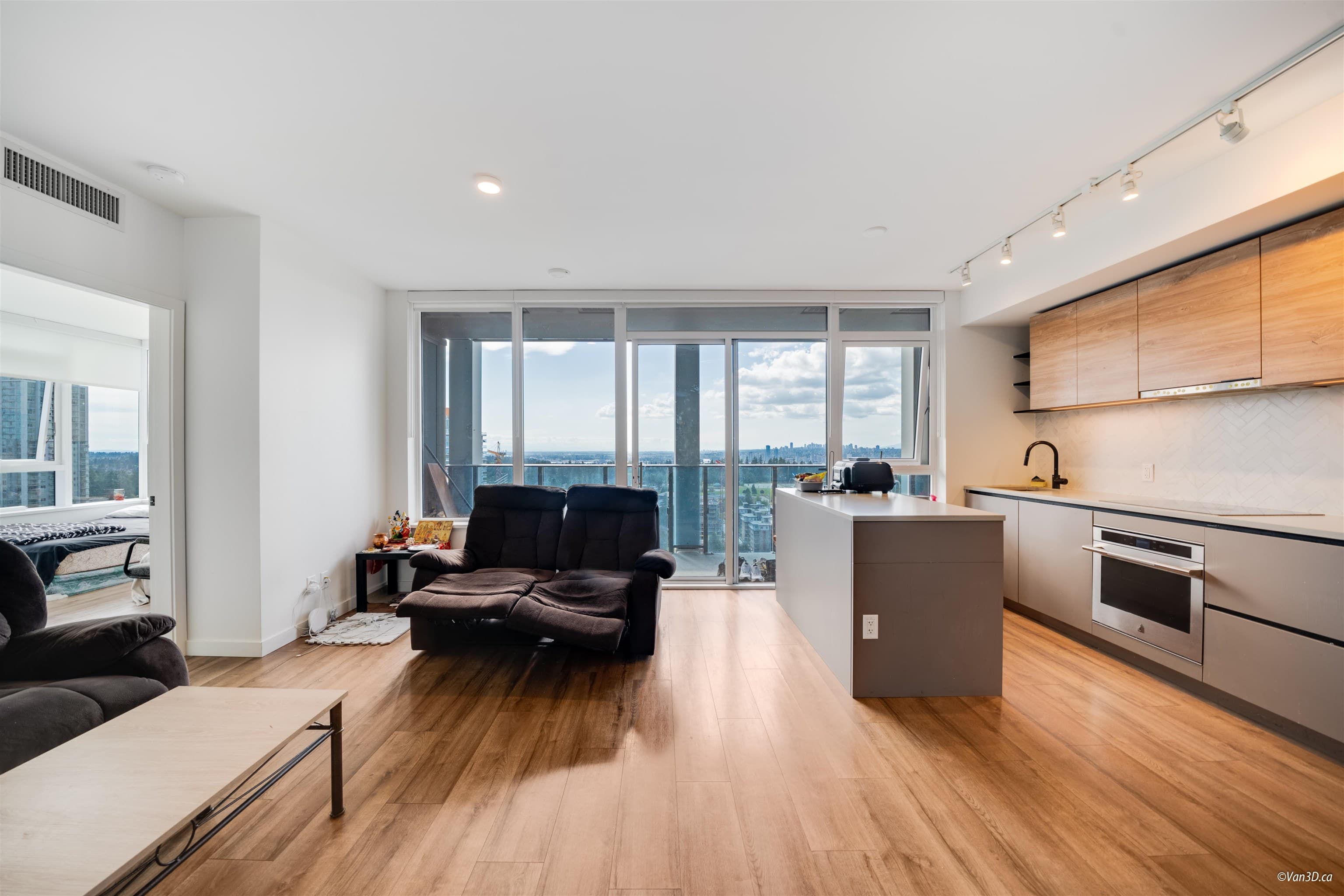 2710 - 10448 University Drive, Surrey, V3T 0S7 — photo 3