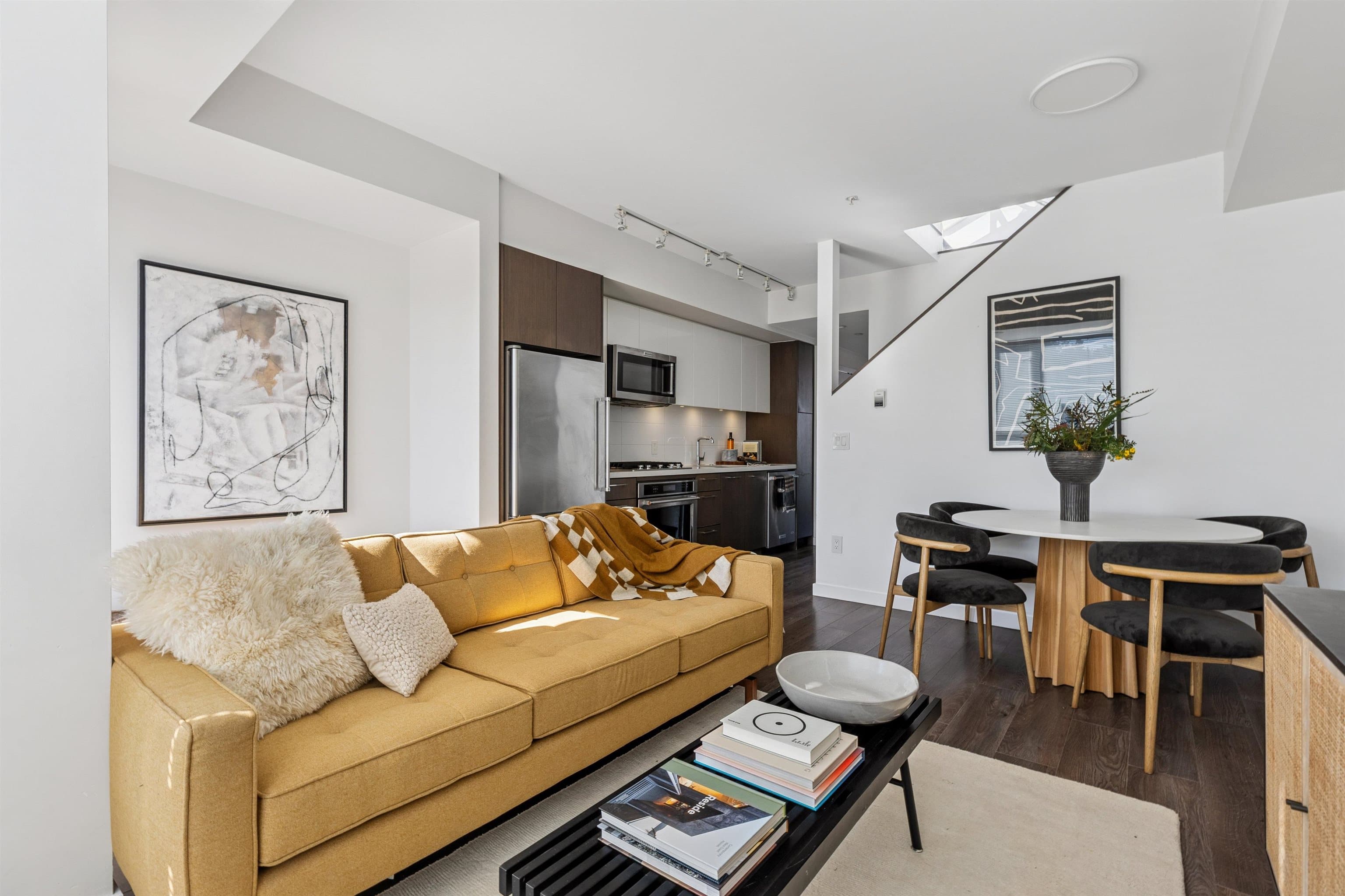 605 - 417 Great Northern Way, Vancouver, V5T 0G7 — photo 2