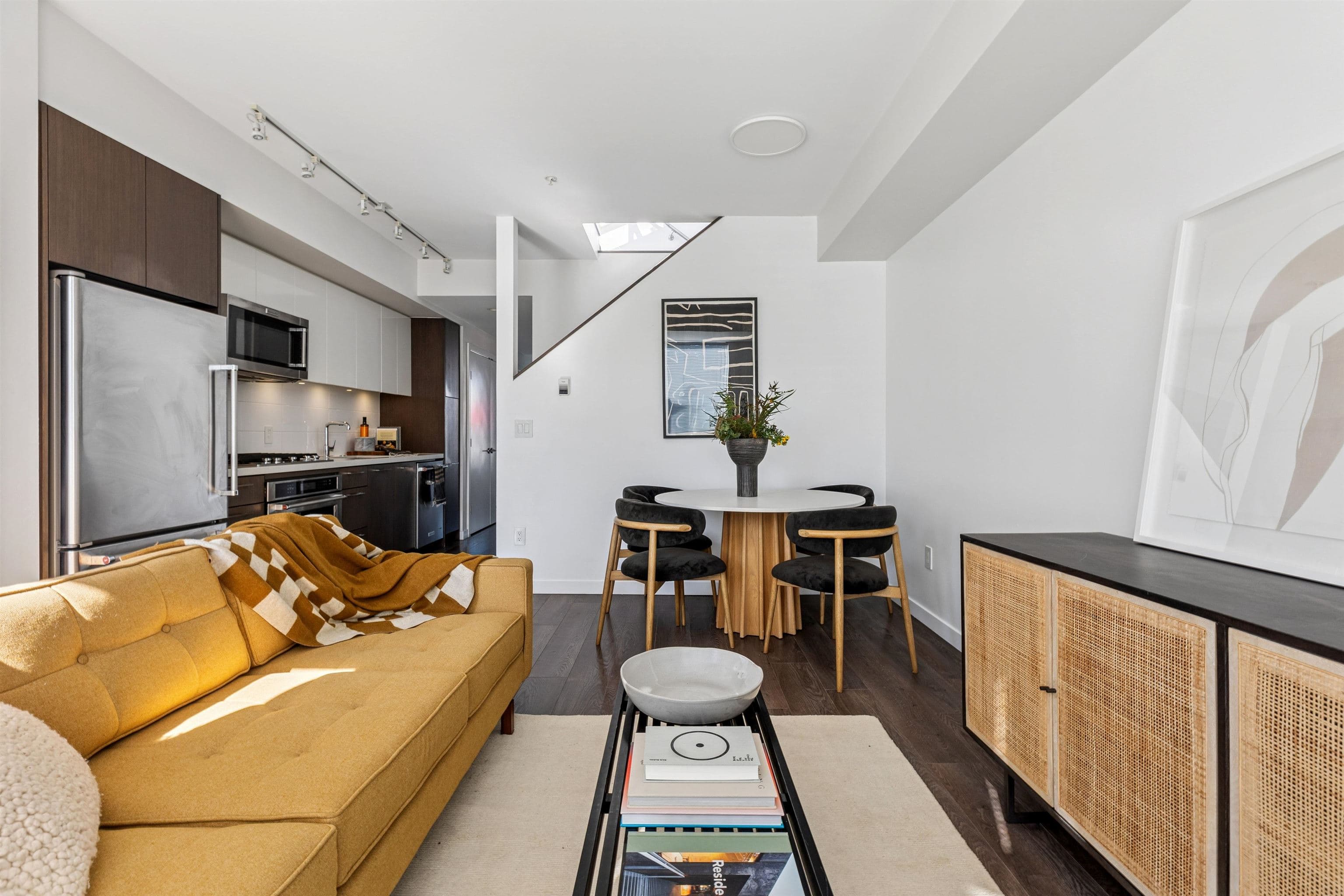 605 - 417 Great Northern Way, Vancouver, V5T 0G7 — photo 3