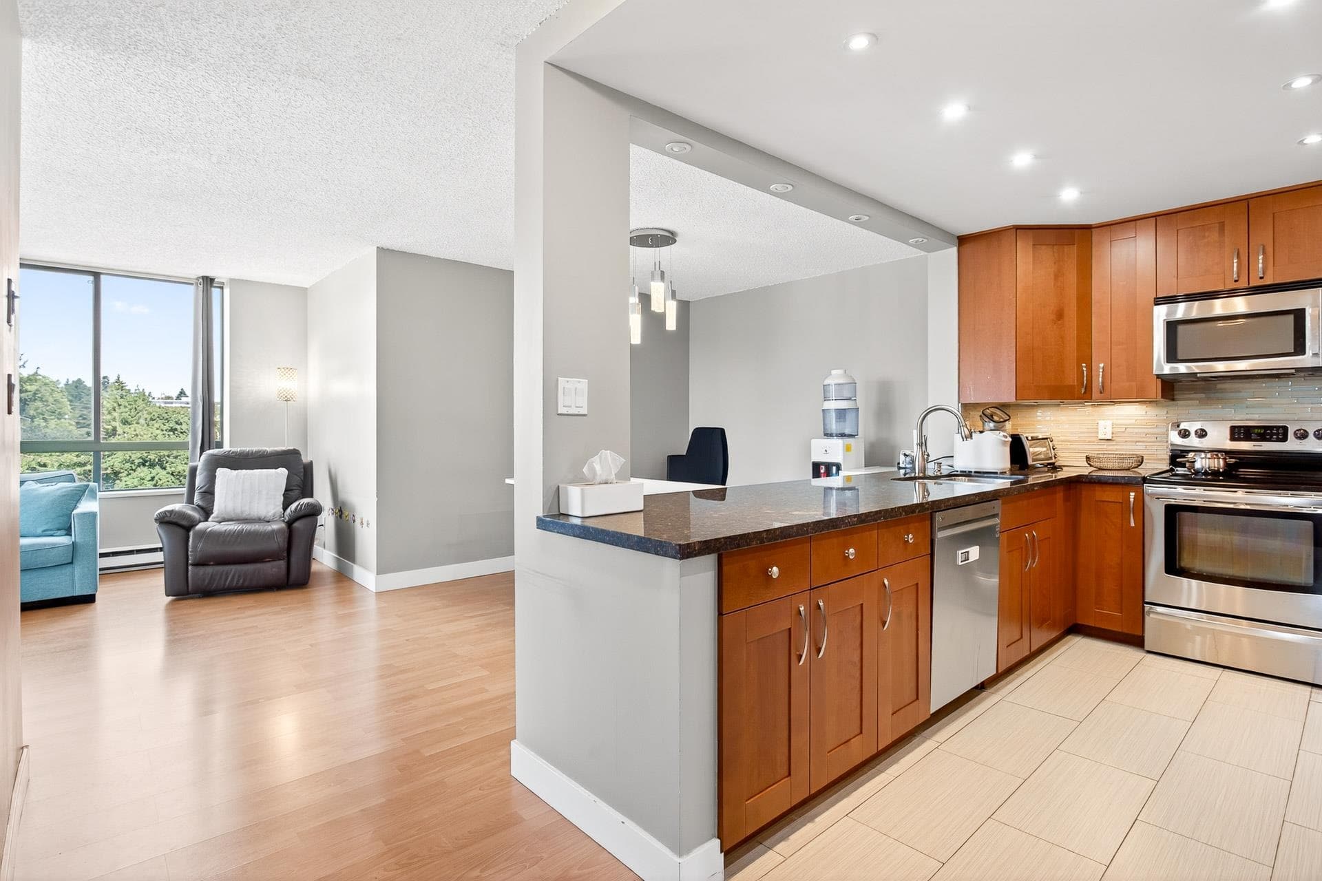 1106 - 121 Tenth Street, New Westminster, V3M 3X7 — photo 5