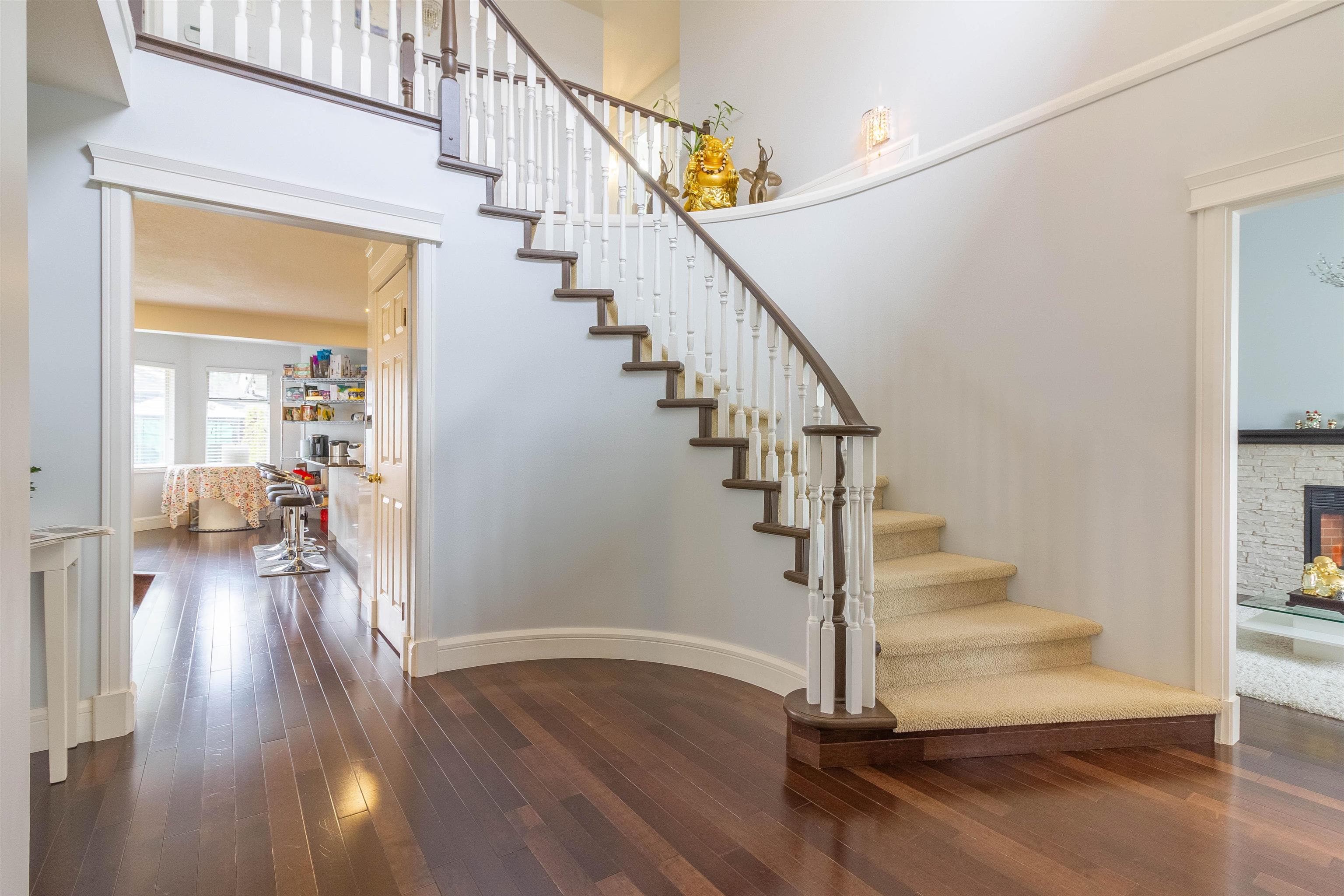 921 Citadel Drive, Port Coquitlam, V3C 5J2 — photo 2