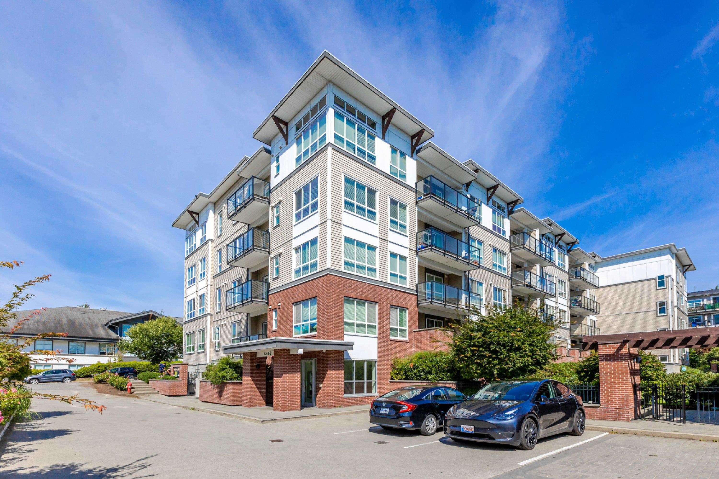 213 - 6468 195a Street, Surrey