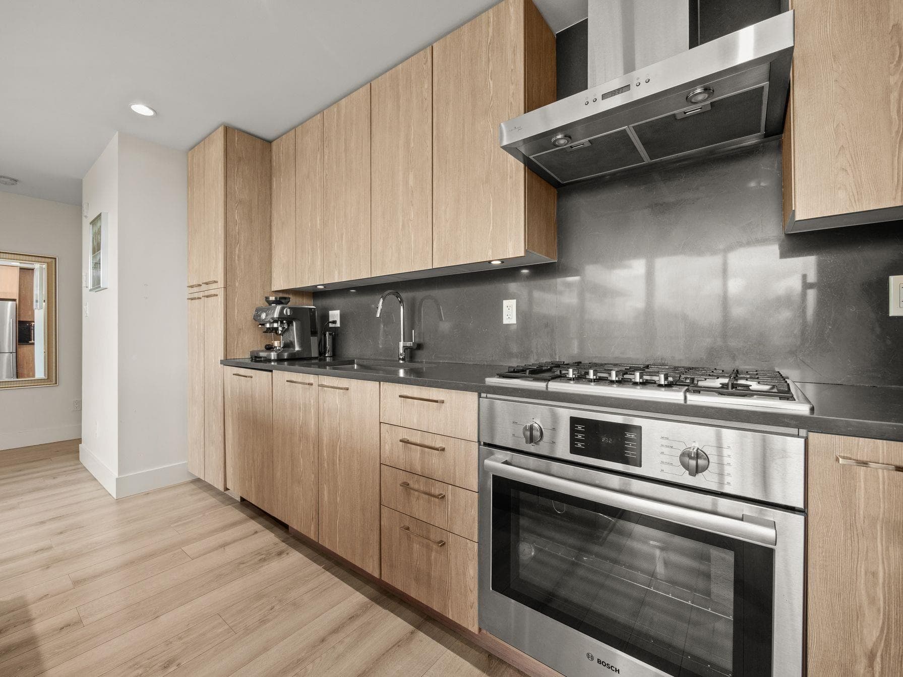 321 - 10788 No. 5 Road, Richmond, V6W 0B7 — photo 5