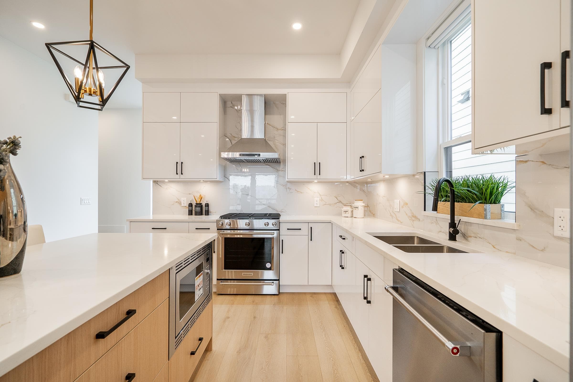 16681 16 Avenue, Surrey, V3S 9X7 — photo 5
