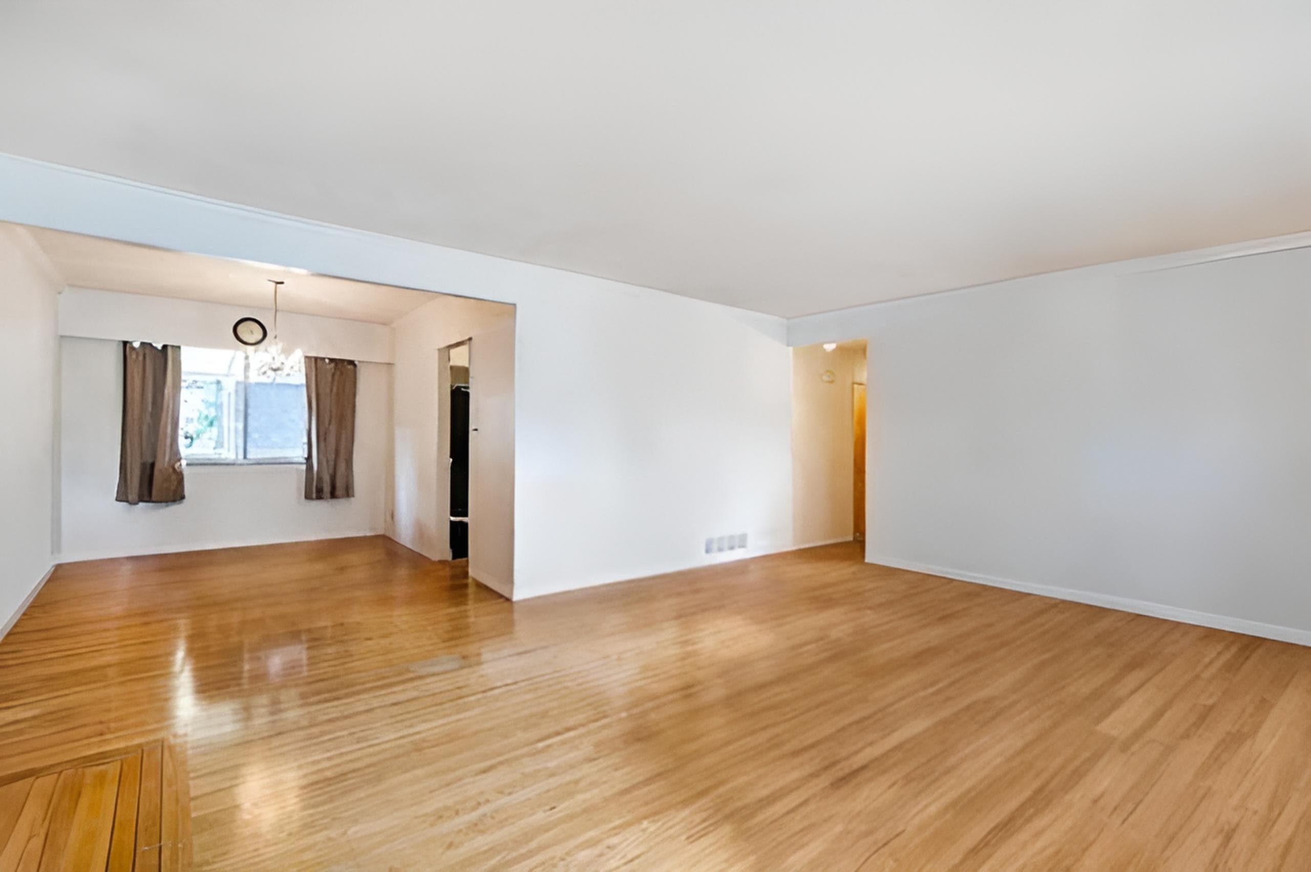 3561 York Street, Port Coquitlam, V3B 4A8 — photo 4