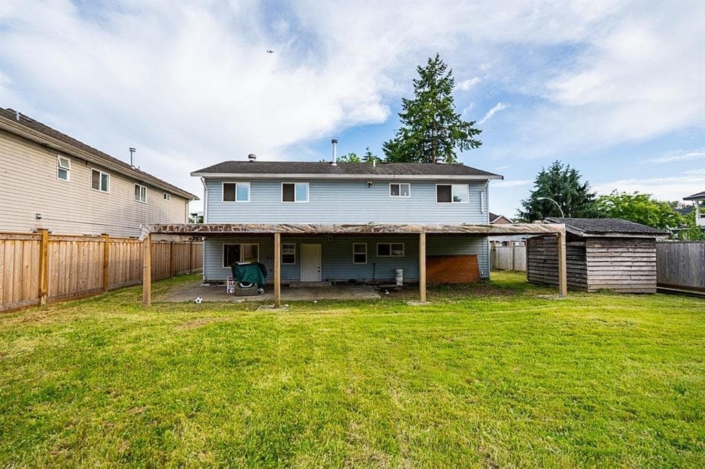 13421 87a Avenue, Surrey, V3W 6B7 — photo 5