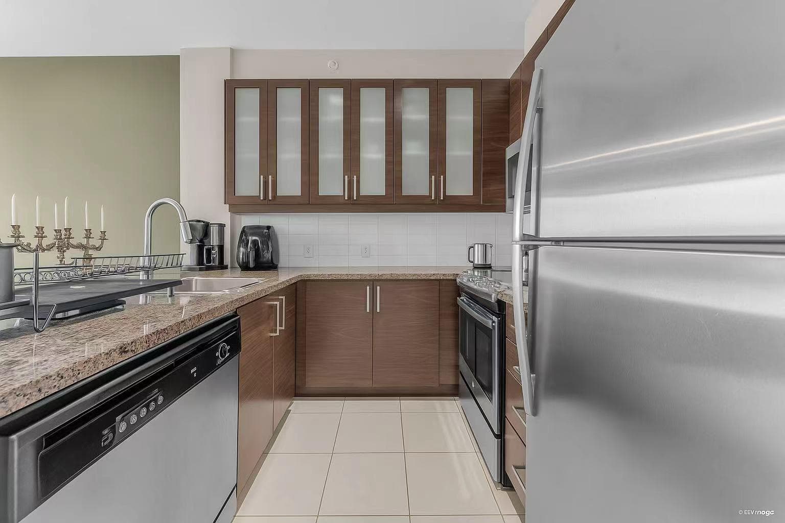 2202 - 2355 Madison Avenue, Burnaby, V5C 0B3 — photo 5